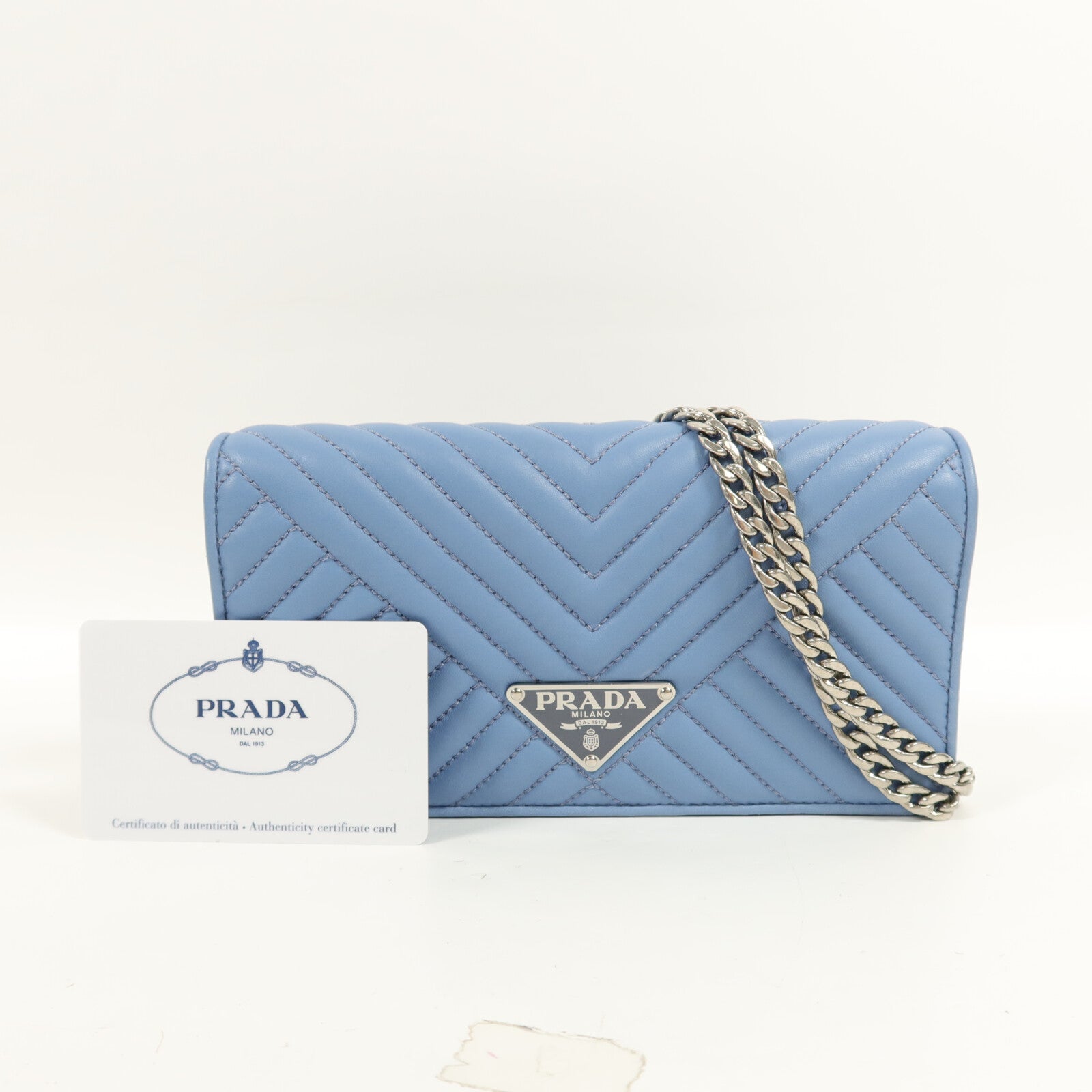 PRADA 羊皮皮革Wallet on Chain鏈帶肩背袋