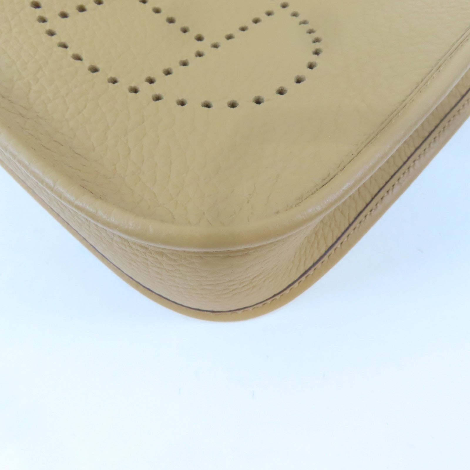 HERMES Clemence皮革Evelyne TPM金扣肩背袋Biscuit/啡色