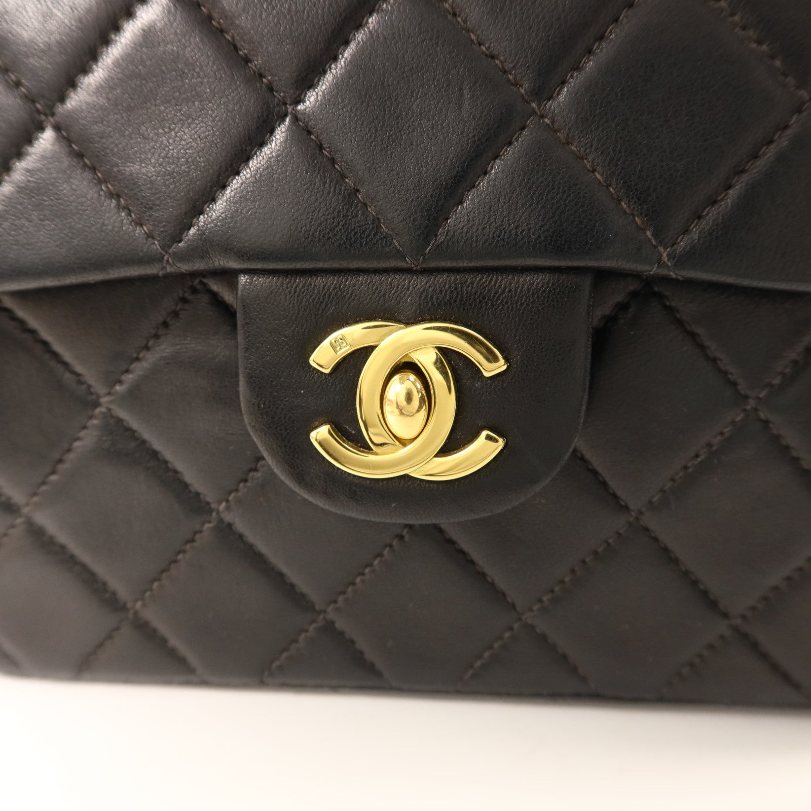 CHANEL 羊皮皮革Vintage Classic Mini Square 17金扣鏈帶肩背袋