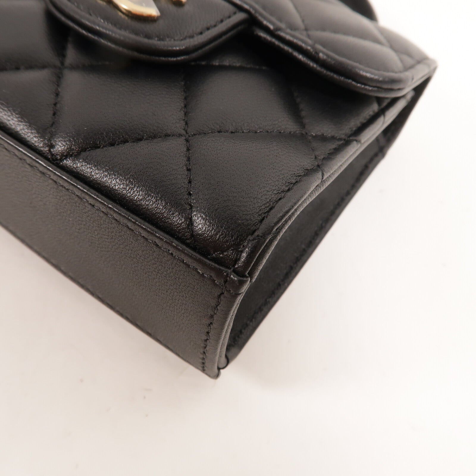 CHANEL 羊皮皮革22P Mini With Top Handle手挽肩背兩用袋