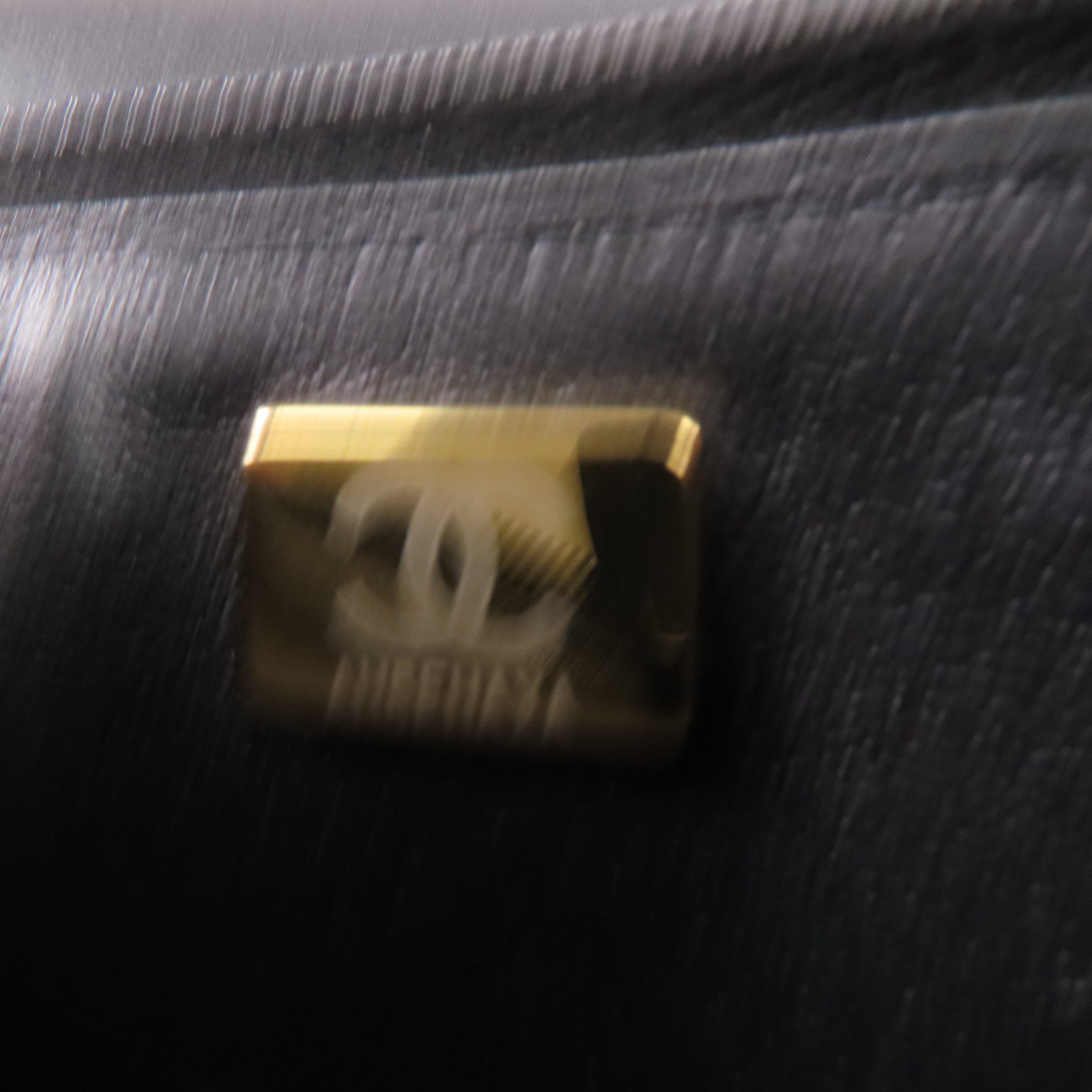 CHANEL 羊皮皮革Wallet On Chain金扣肩背袋