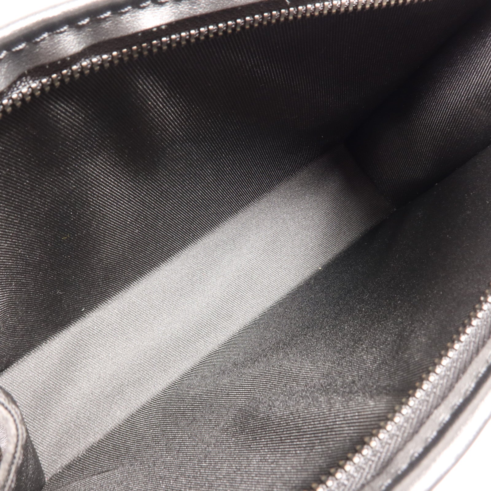 LOUIS VUITTON Monogram Eclipse Gaston銀扣肩背袋