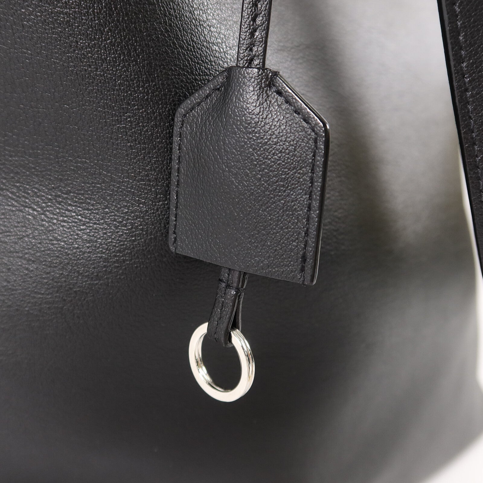SAINT LAURENT 牛皮皮革Bold Tote Bag手挽袋