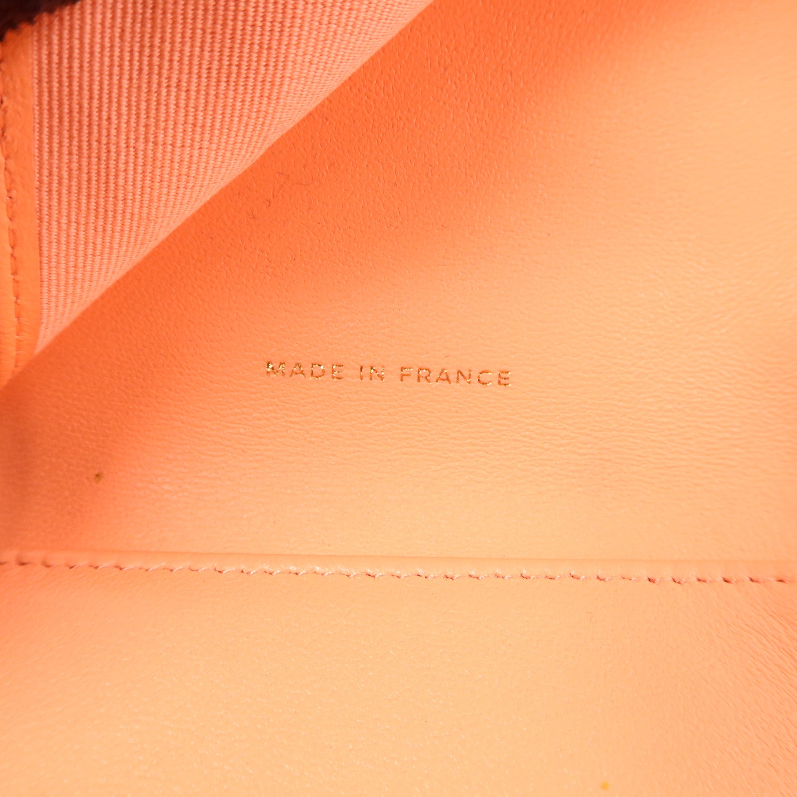 CHANEL 羊皮皮革Trifold Wallet金扣錢包