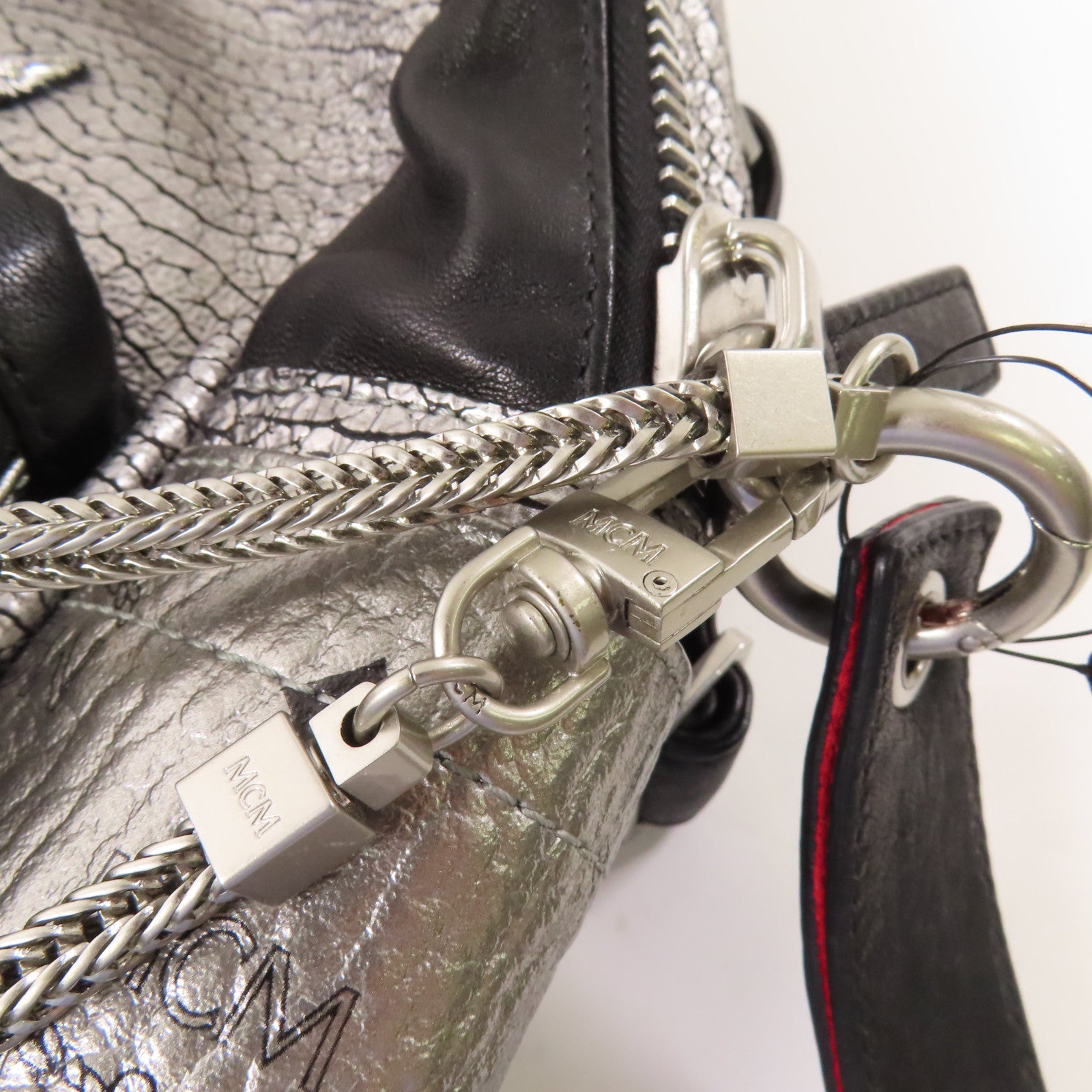 MCM 皮革Stark Insignia Backpack銀扣背包