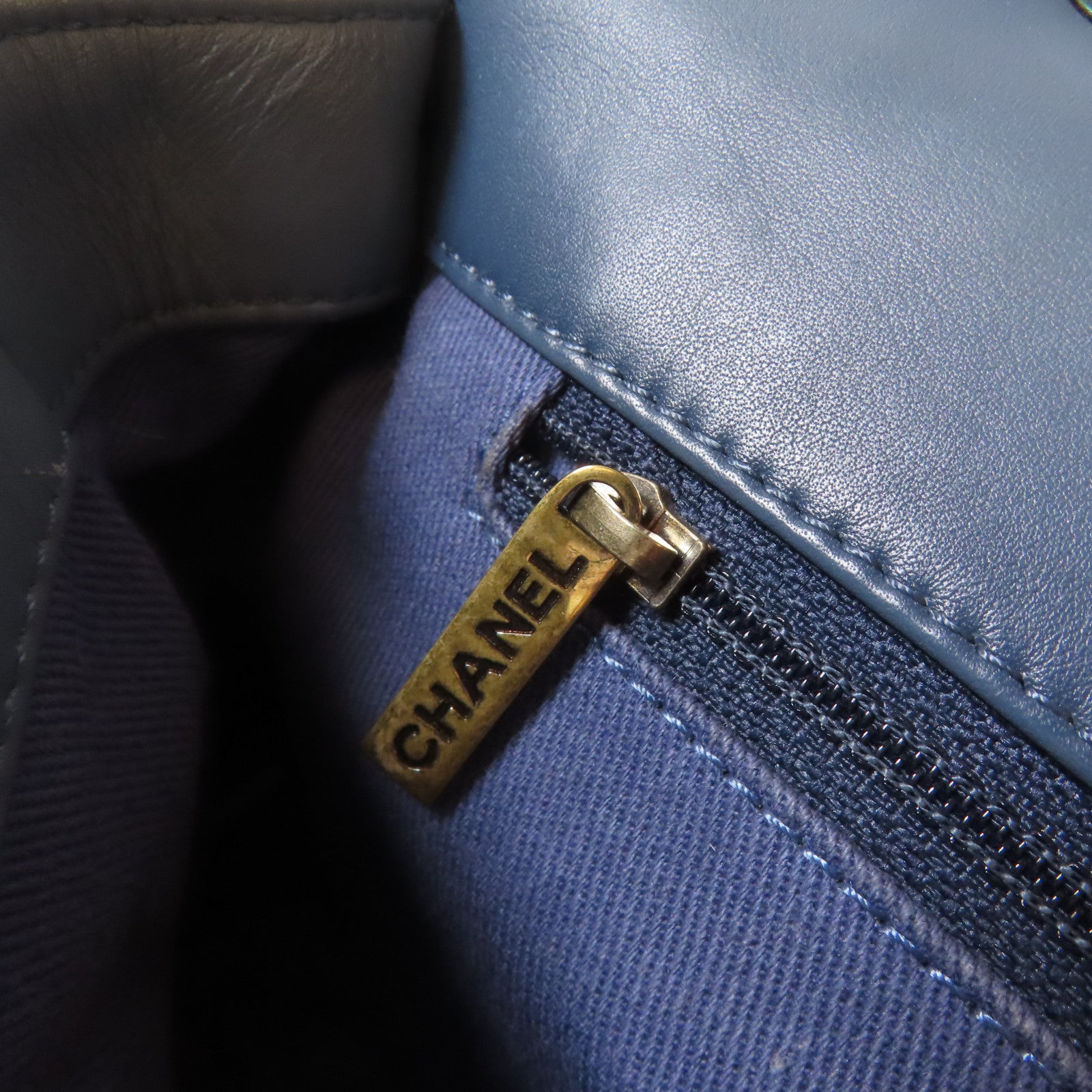 CHANEL 菱格牛皮皮革Shoulder Bag金扣鏈帶肩背袋藍色