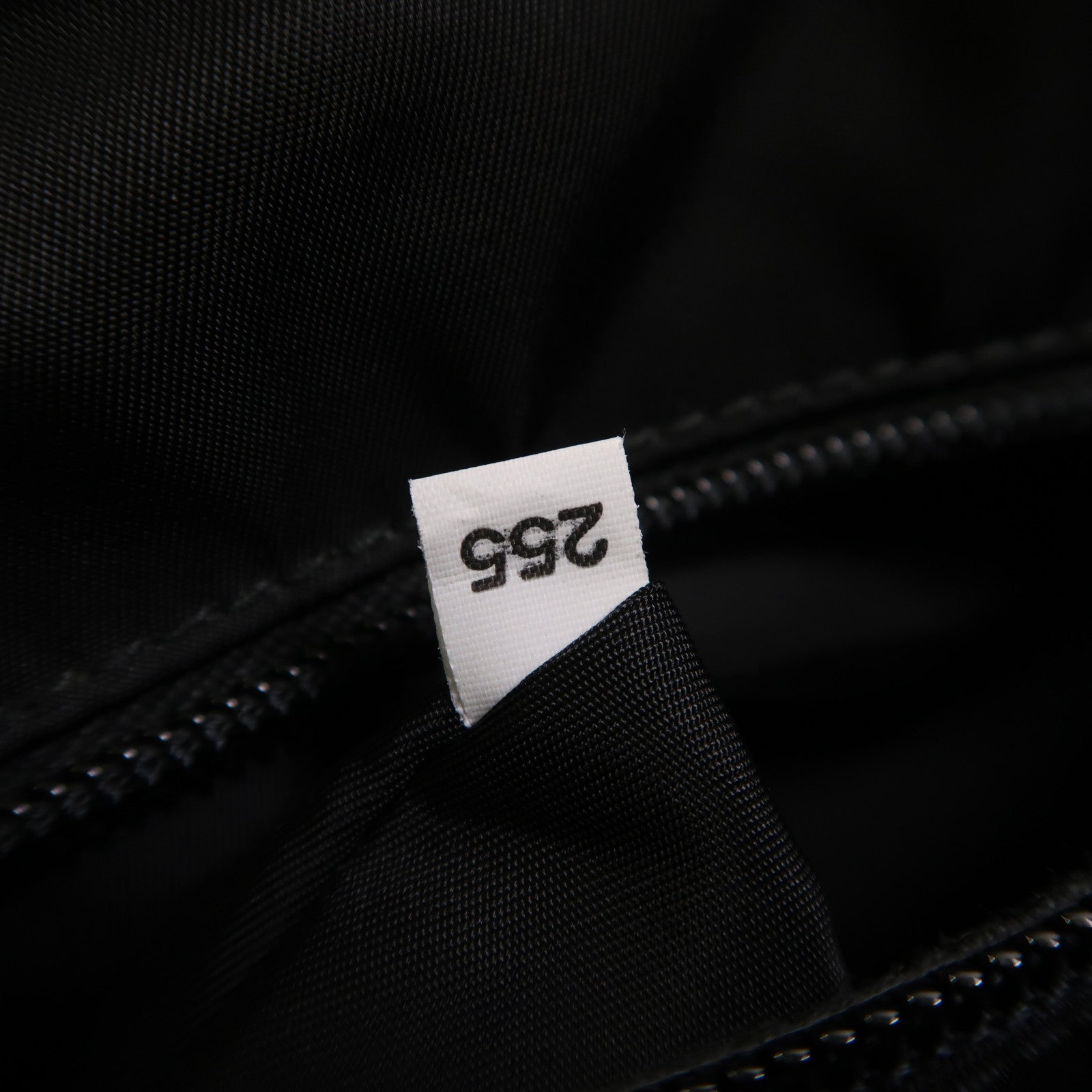 PRADA 尼龍Traveller Re-Nylon肩背袋
