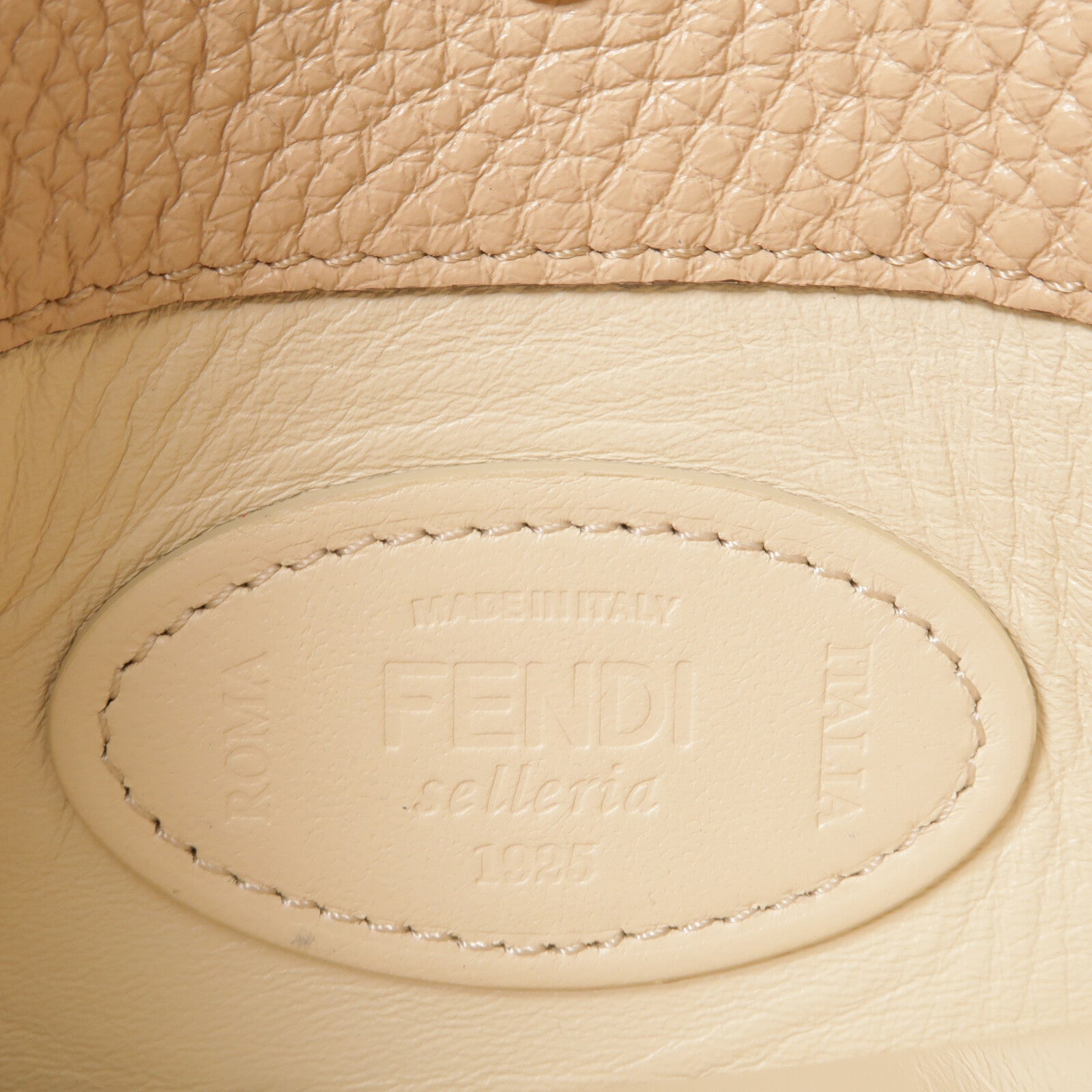 FENDI 牛皮皮革Peekaboo X-Lite手挽肩背兩用袋