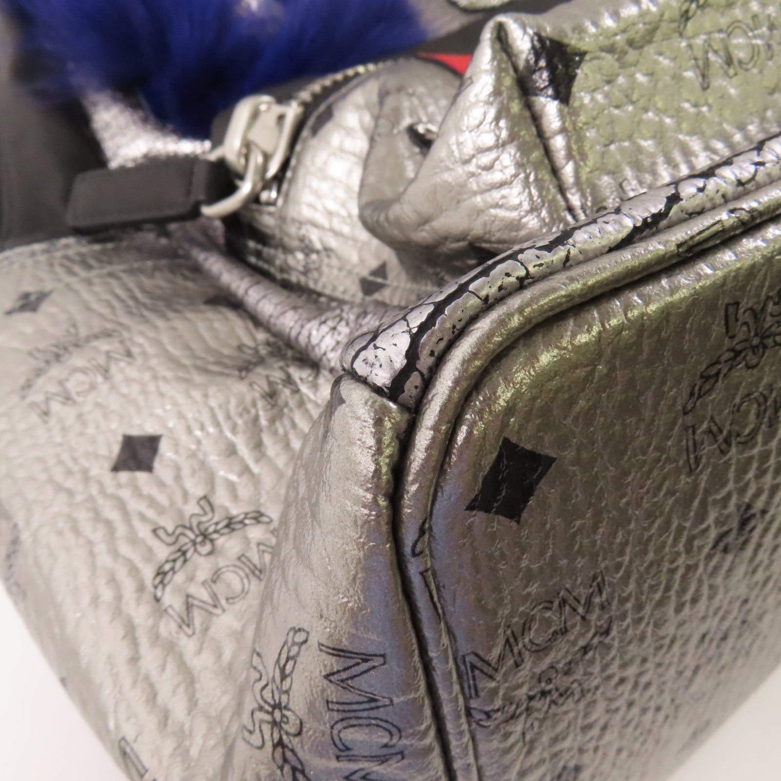 MCM 皮革Stark Insignia Backpack銀扣背包
