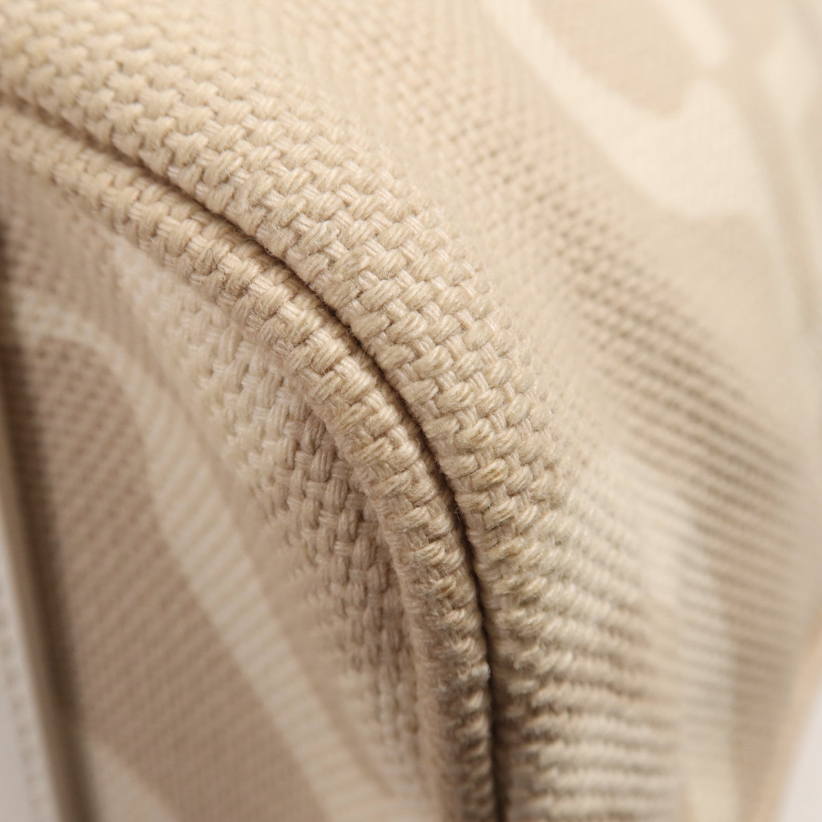 LOUIS VUITTON 帆布Tahitienne GM金扣肩背袋