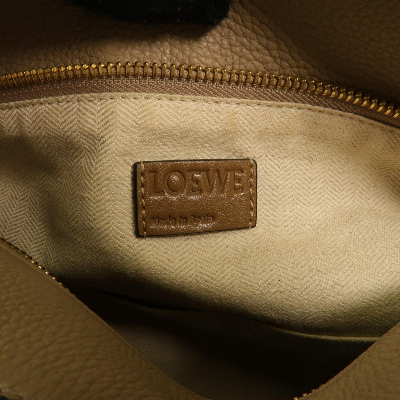 LOEWE 牛皮皮革Puzzle Large手挽肩背兩用袋