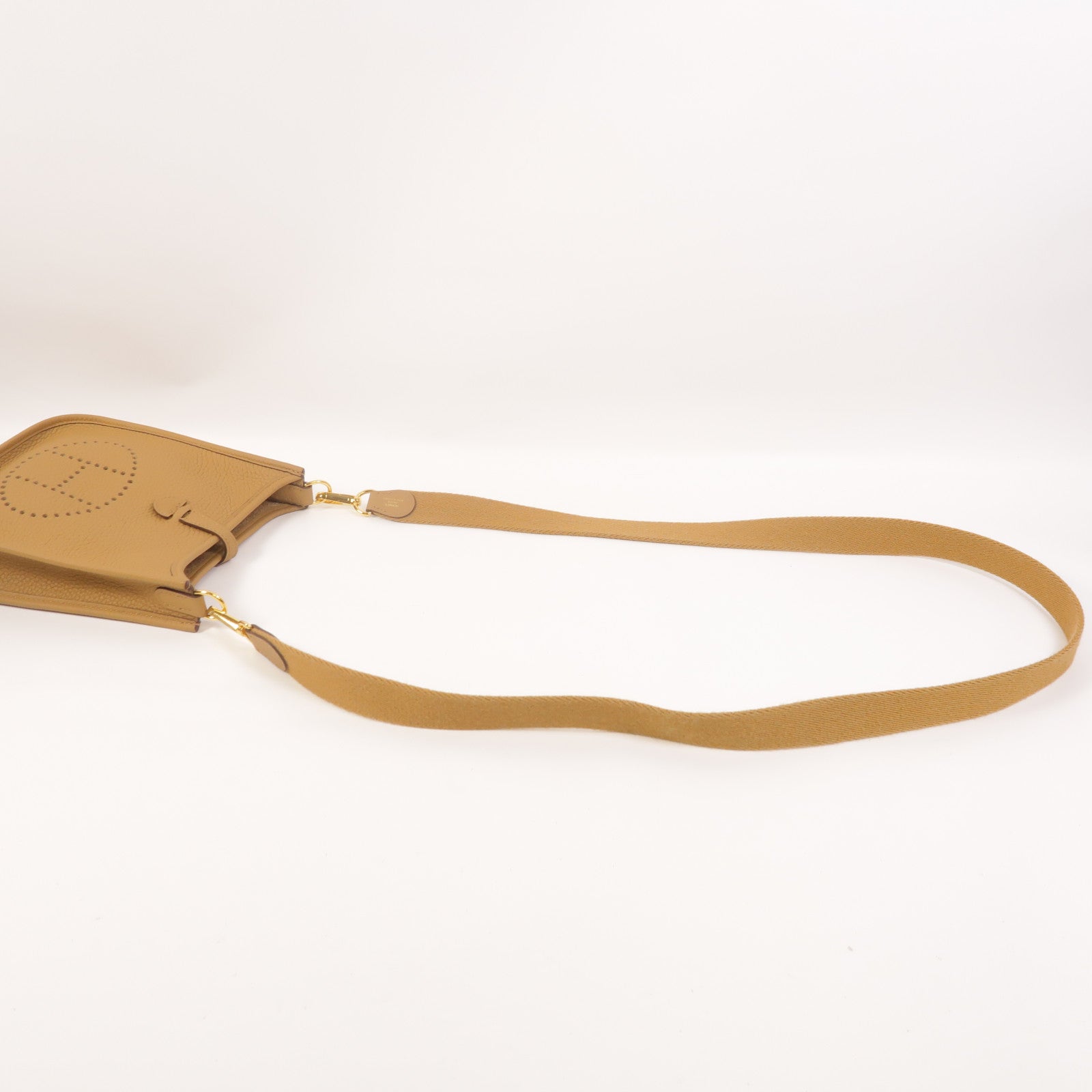 HERMES Clemence皮革Evelyne TPM肩背袋Biscuit