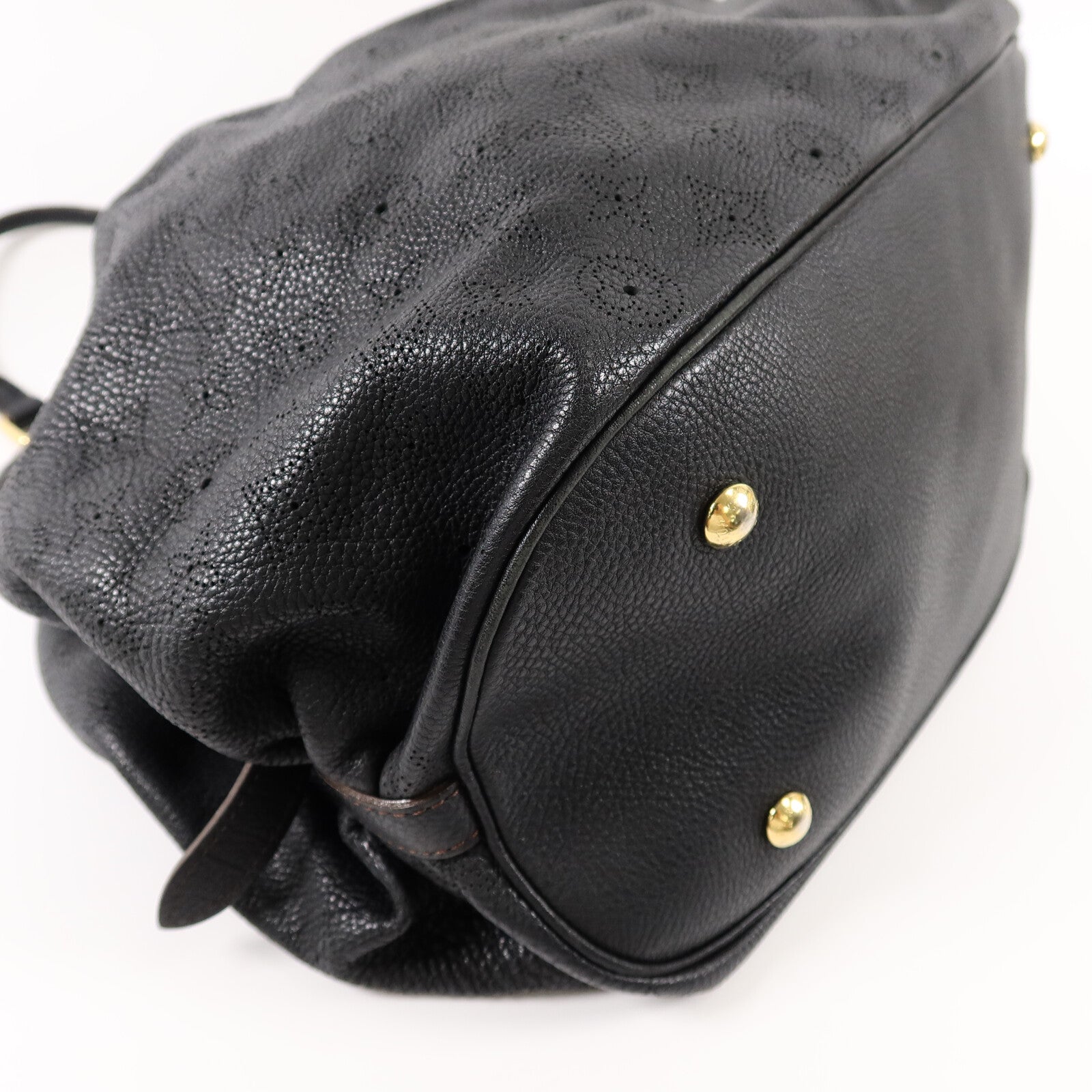 LOUIS VUITTON Mahina皮革Mahina Mahina XL肩背袋