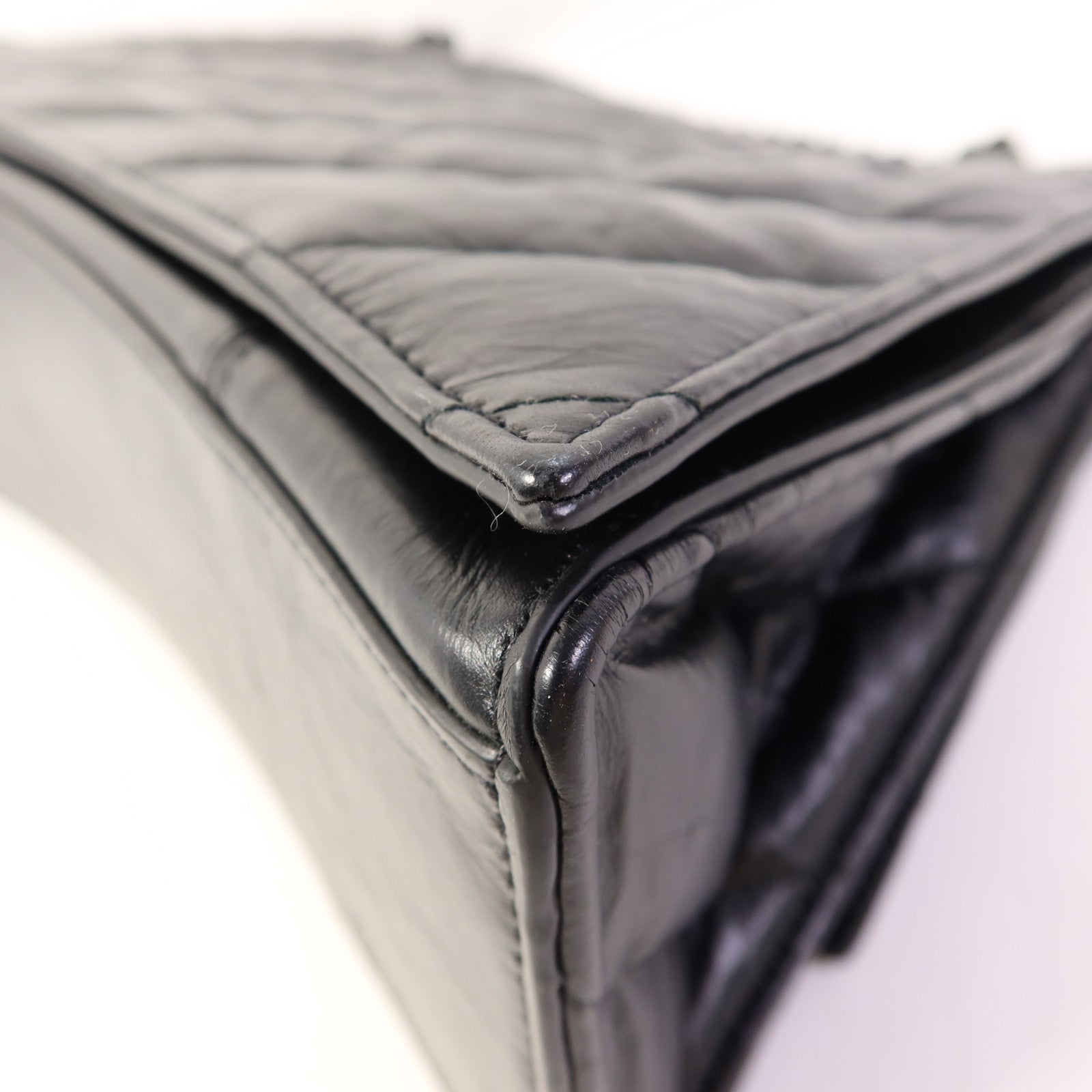 BALENCIAGA 牛皮皮革Crush Chain Bag Medium肩背袋