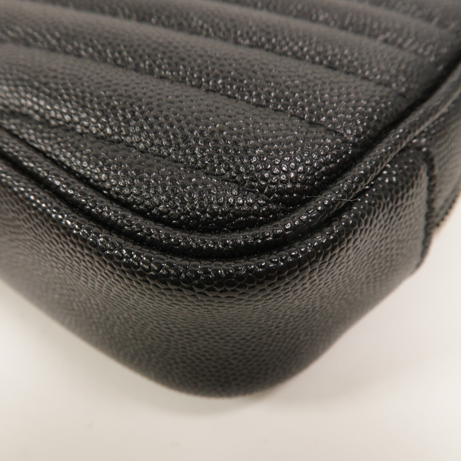 SAINT LAURENT 牛皮皮革Lou Mini鏈帶肩背袋