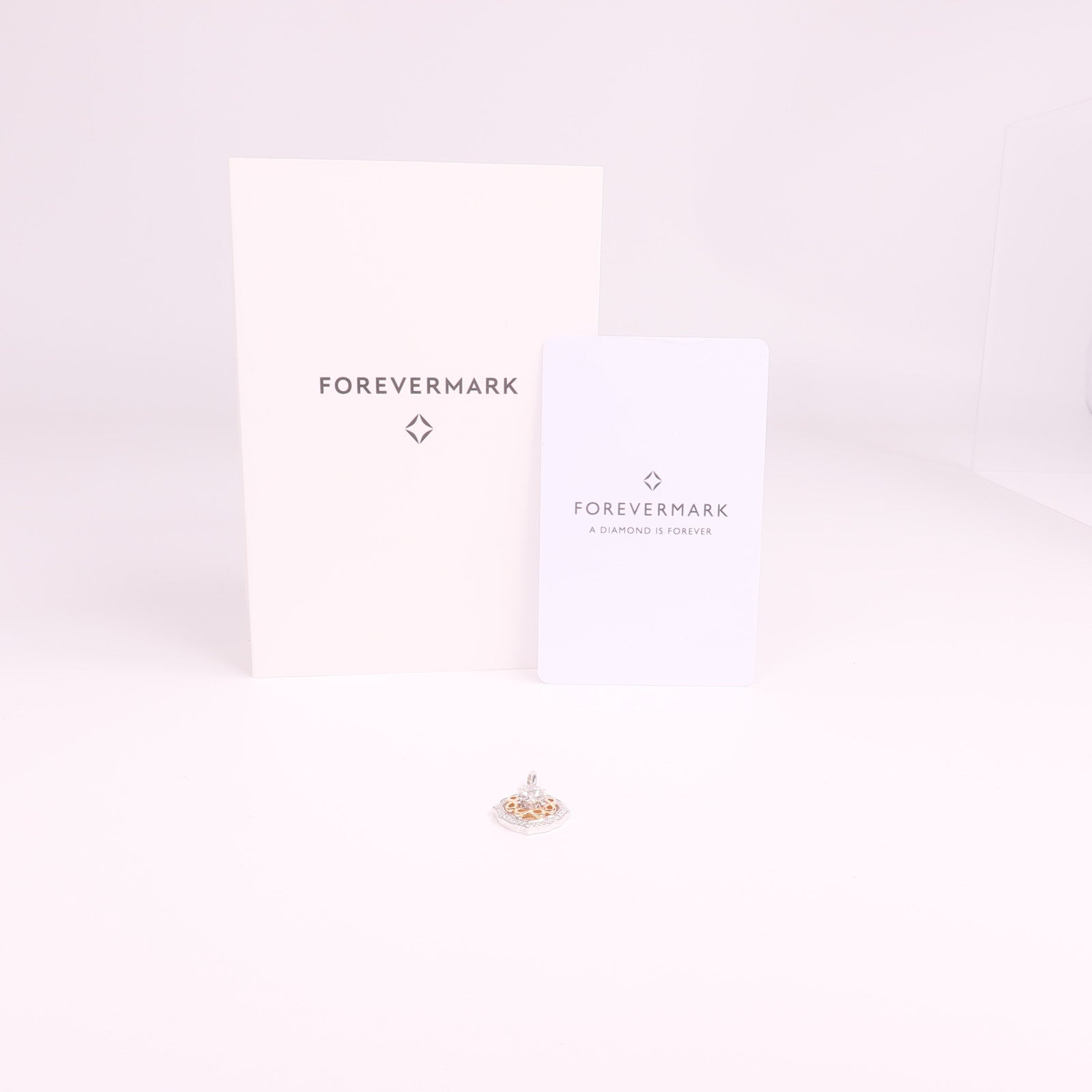 JEWELRY 【激減優惠】18K黃金/白金Diamond Pendant Top鑽石吊墜
