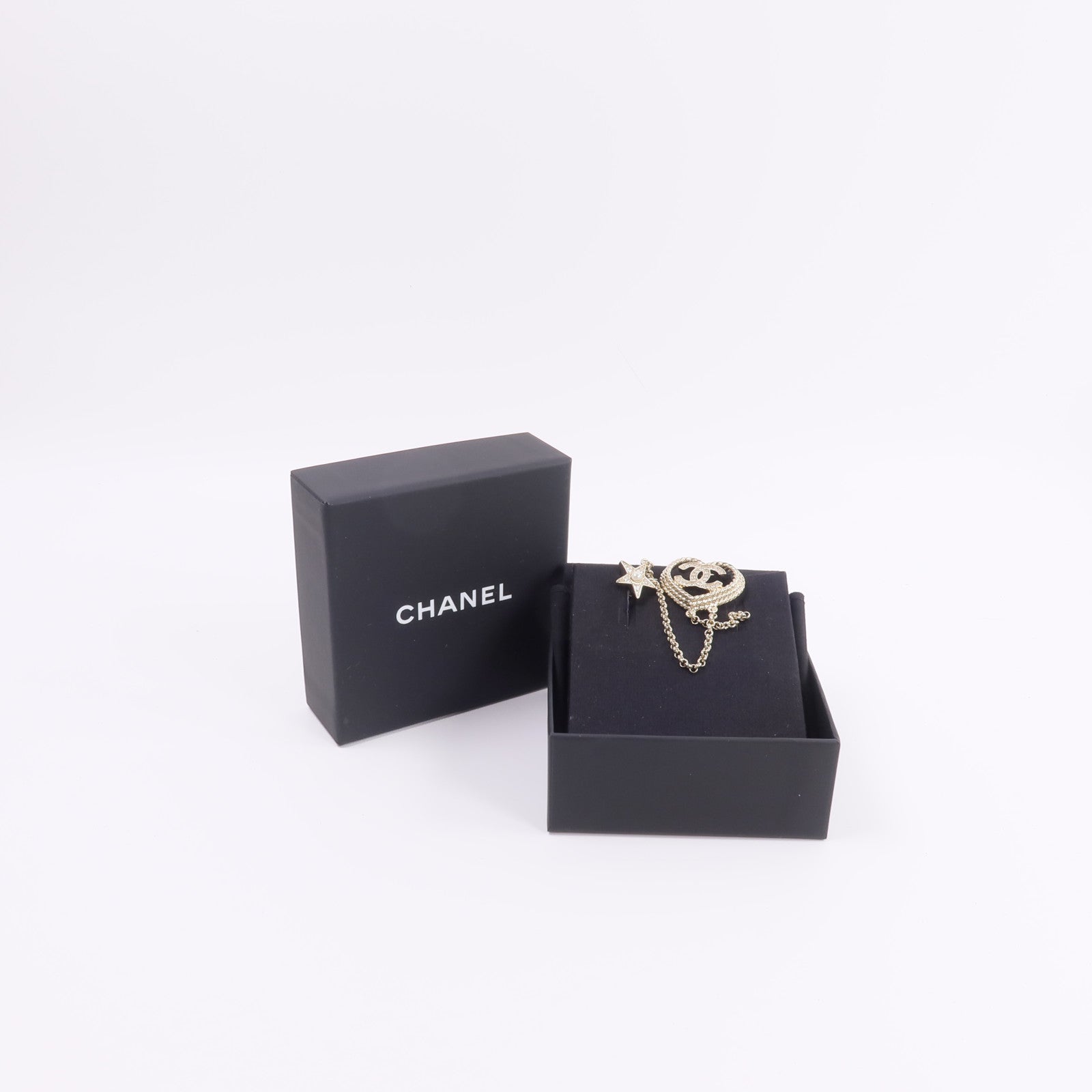 CHANEL 金屬Rhinestone Heart Star Brooch胸針