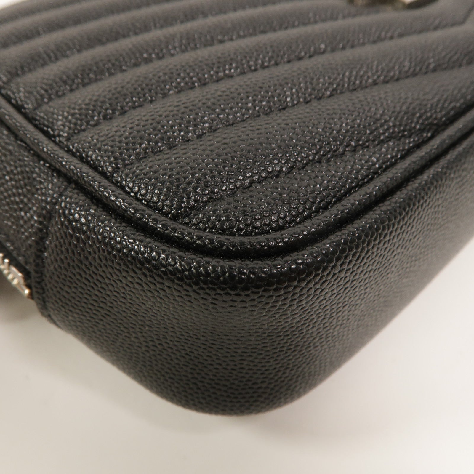 SAINT LAURENT 牛皮皮革Lou Mini鏈帶肩背袋