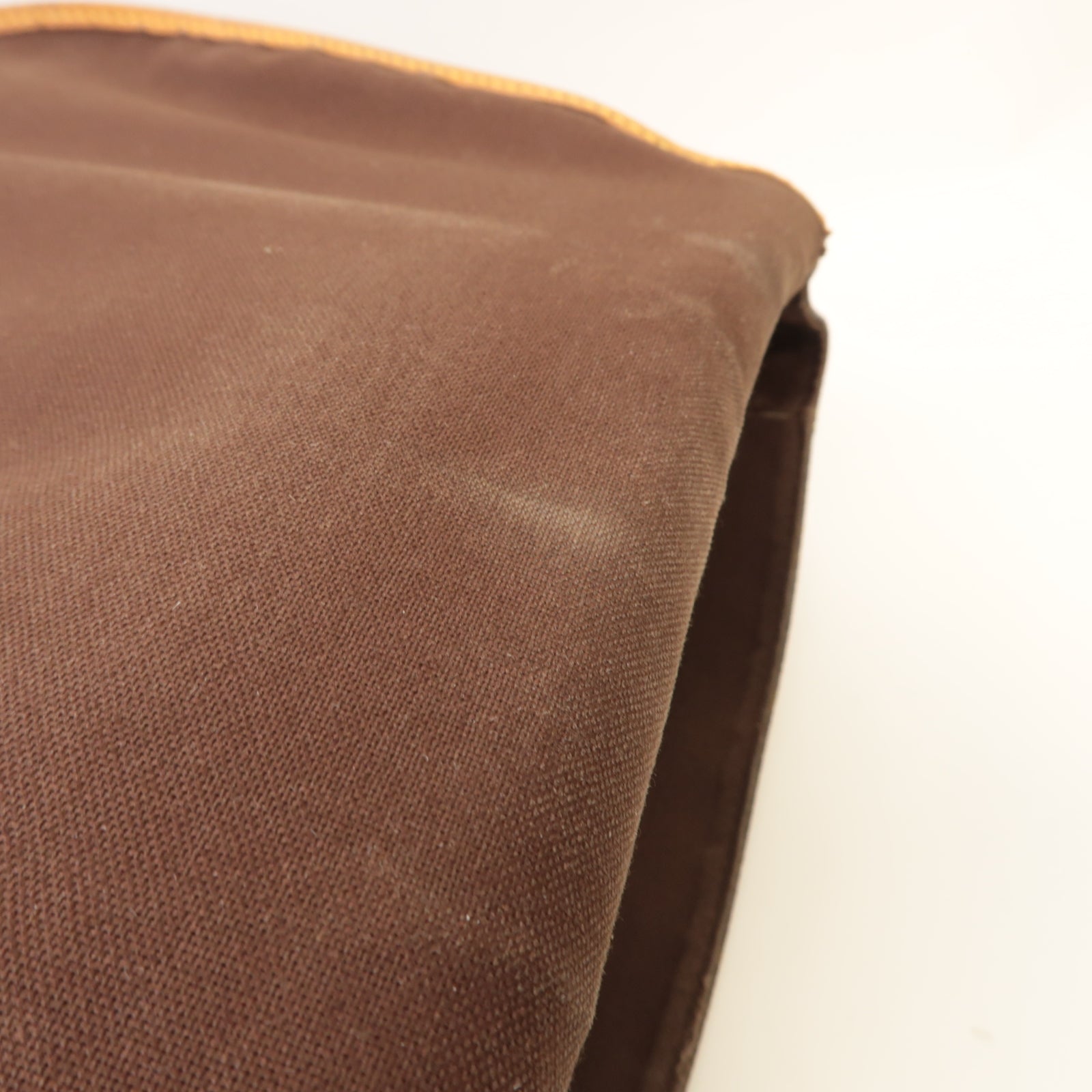 LOUIS VUITTON **【激減優惠】Monogram Menilmontant MM金扣肩背袋啡色