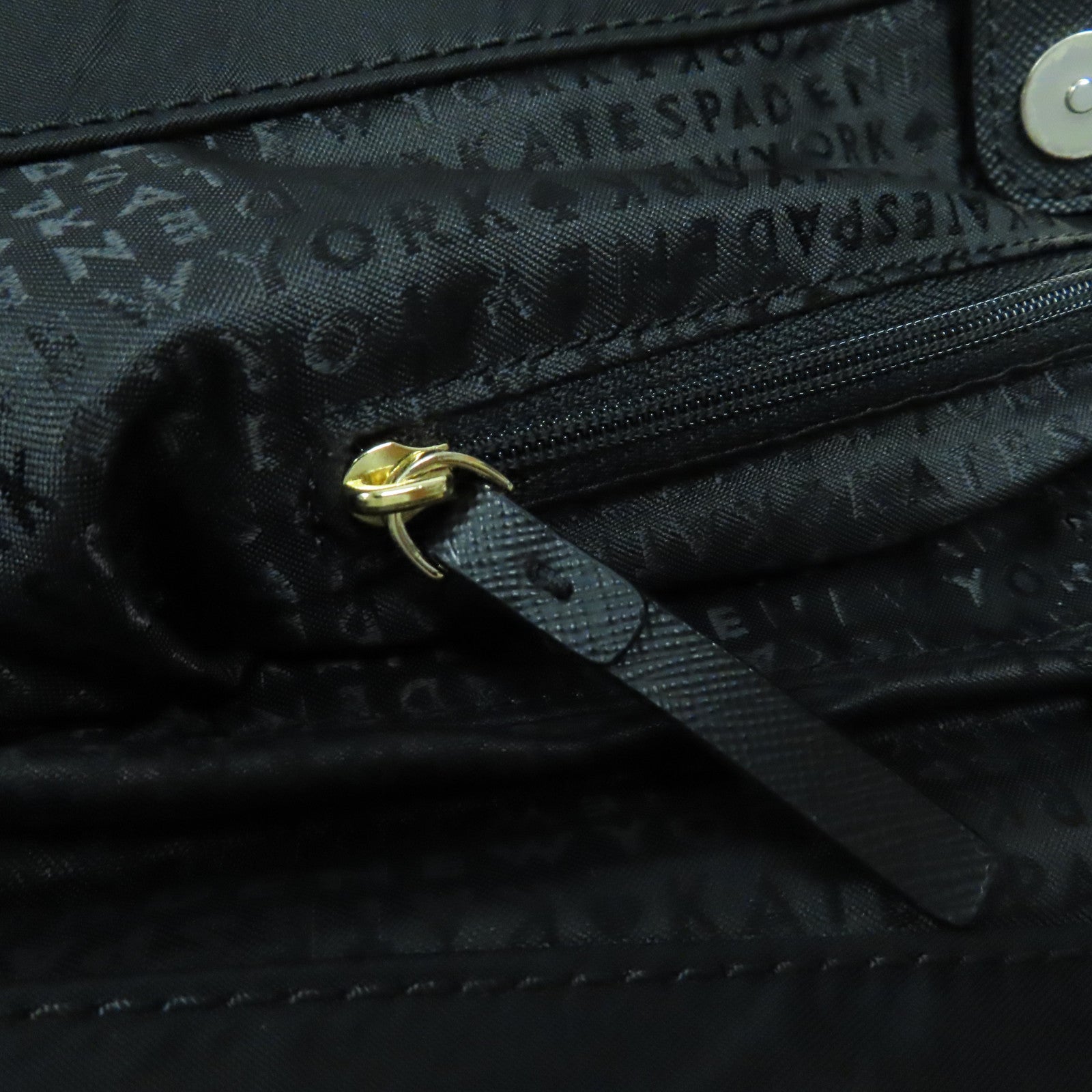 Kate Spade 尼龍Tote Bag金扣肩背袋黑色