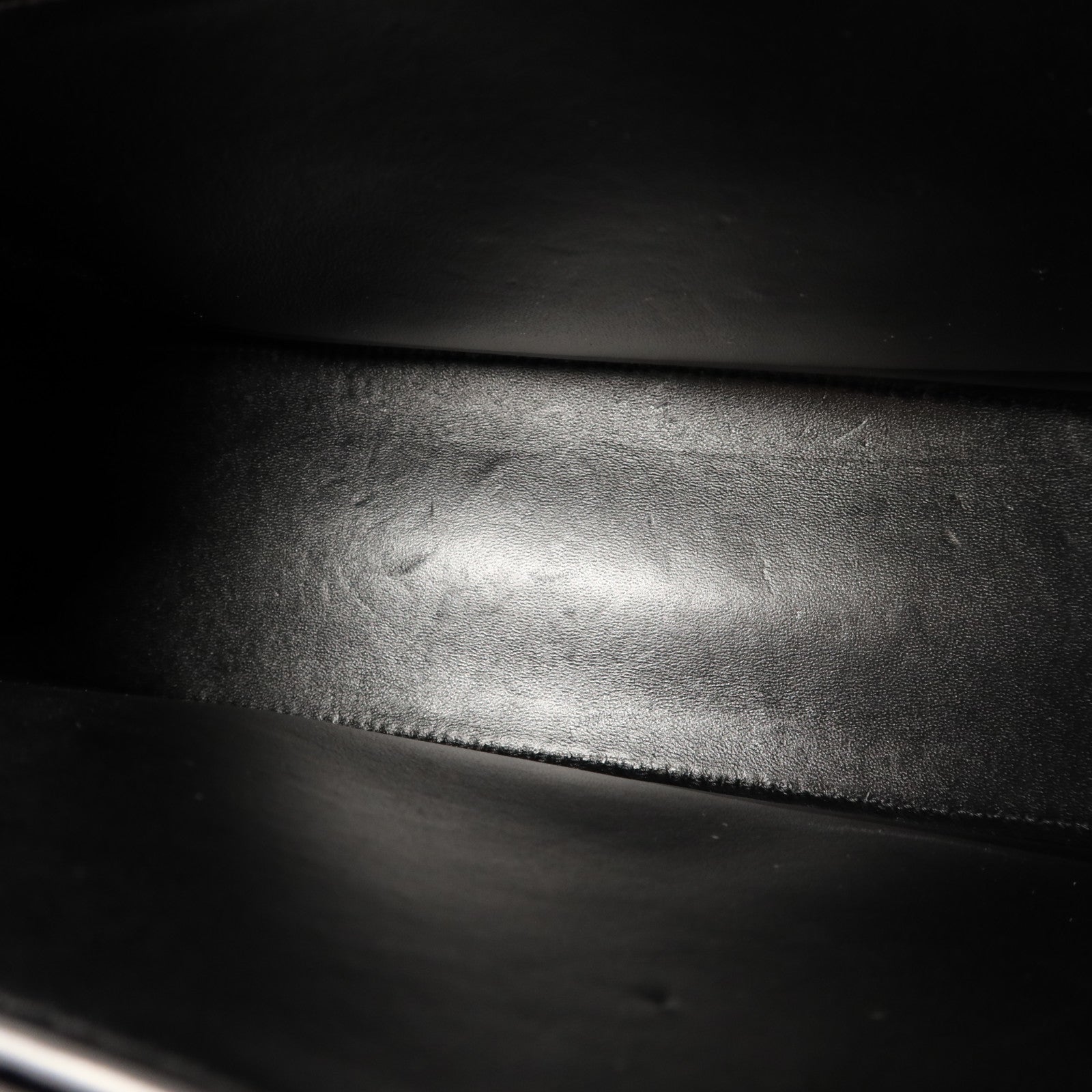 BALENCIAGA 牛皮皮革Crush Chain Bag Medium肩背袋