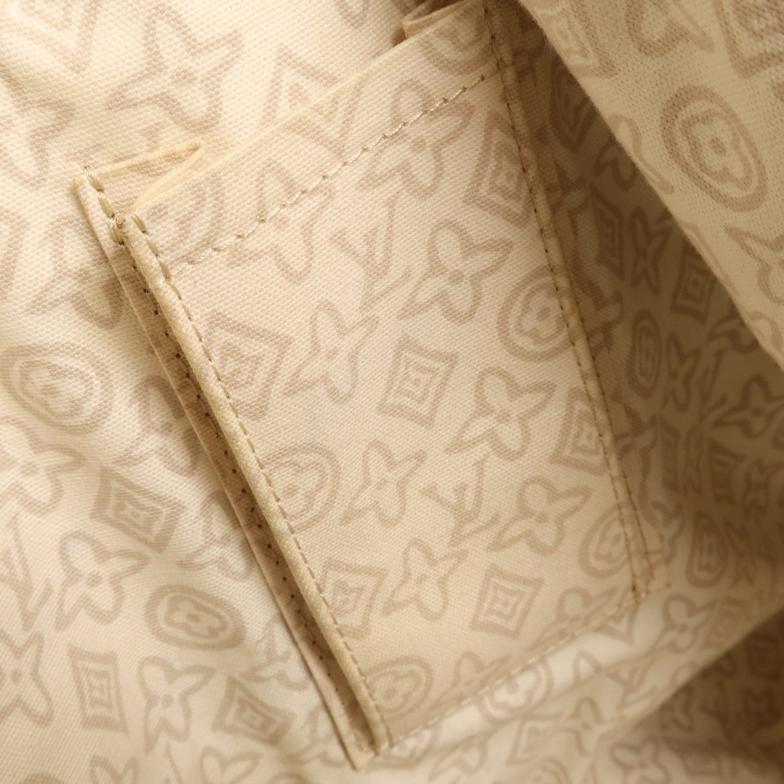 LOUIS VUITTON 帆布Tahitienne GM金扣肩背袋