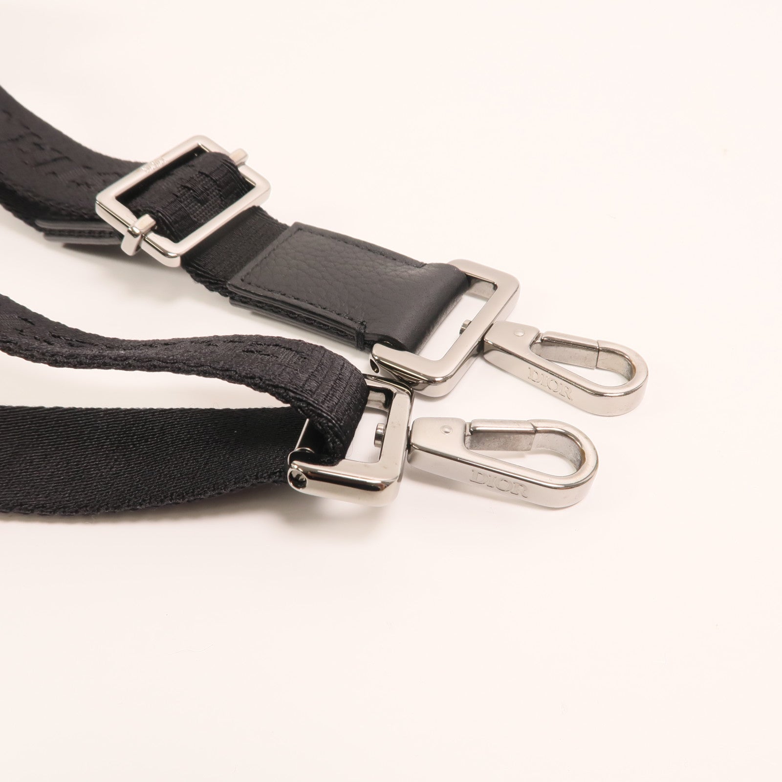 Dior 帆布Oblique Zipped Pouch With Strap銀扣肩背袋