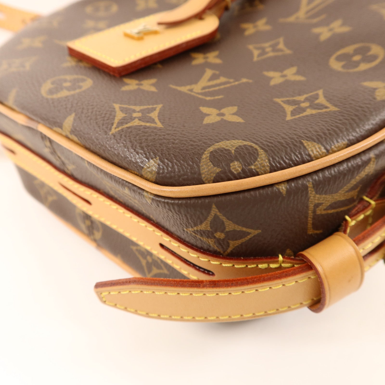 LOUIS VUITTON 【激減優惠】Monogram Boite Chapeau Souple MMBoite Chapeau Souple MM金扣肩背袋