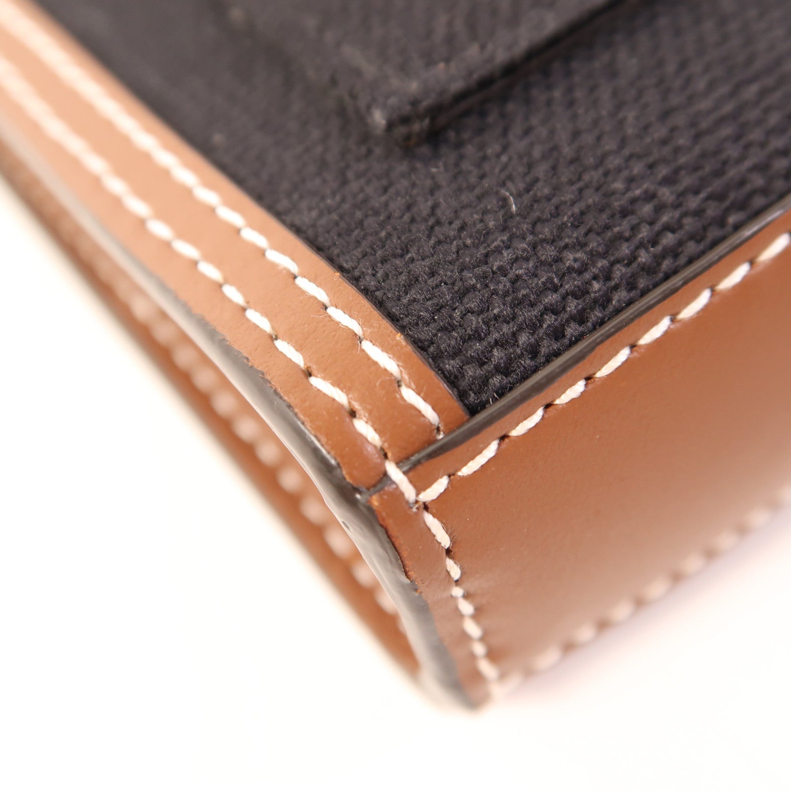 BURBERRY 帆布Shoulder Bag銀扣肩背袋