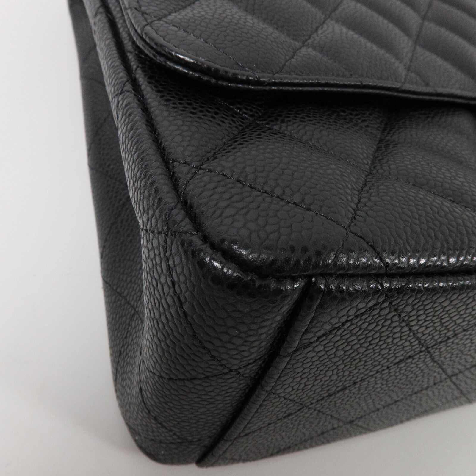 CHANEL 牛皮皮革Maxi Classic鏈帶肩背袋