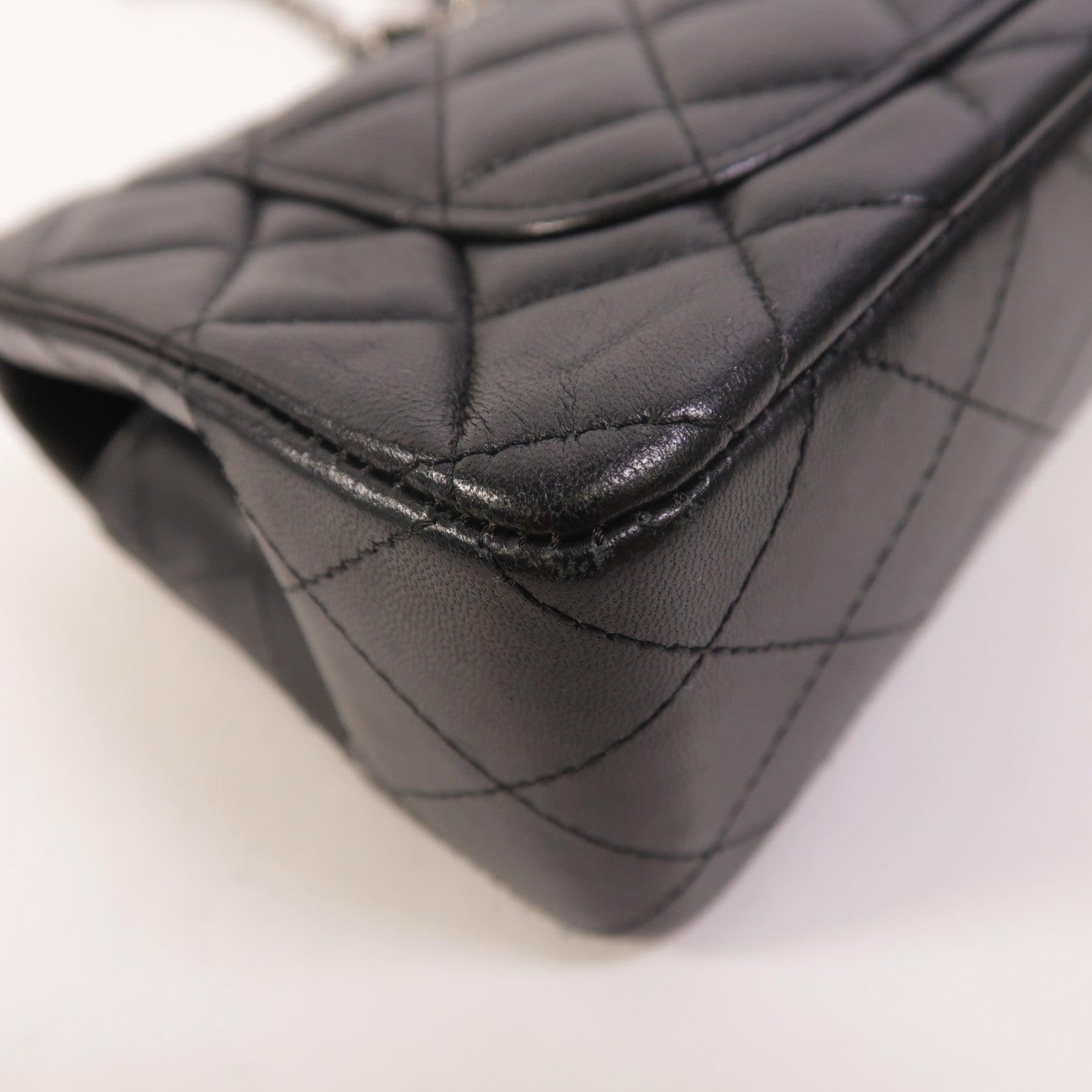 CHANEL 羊皮皮革Mini Classic 20鏈帶肩背袋