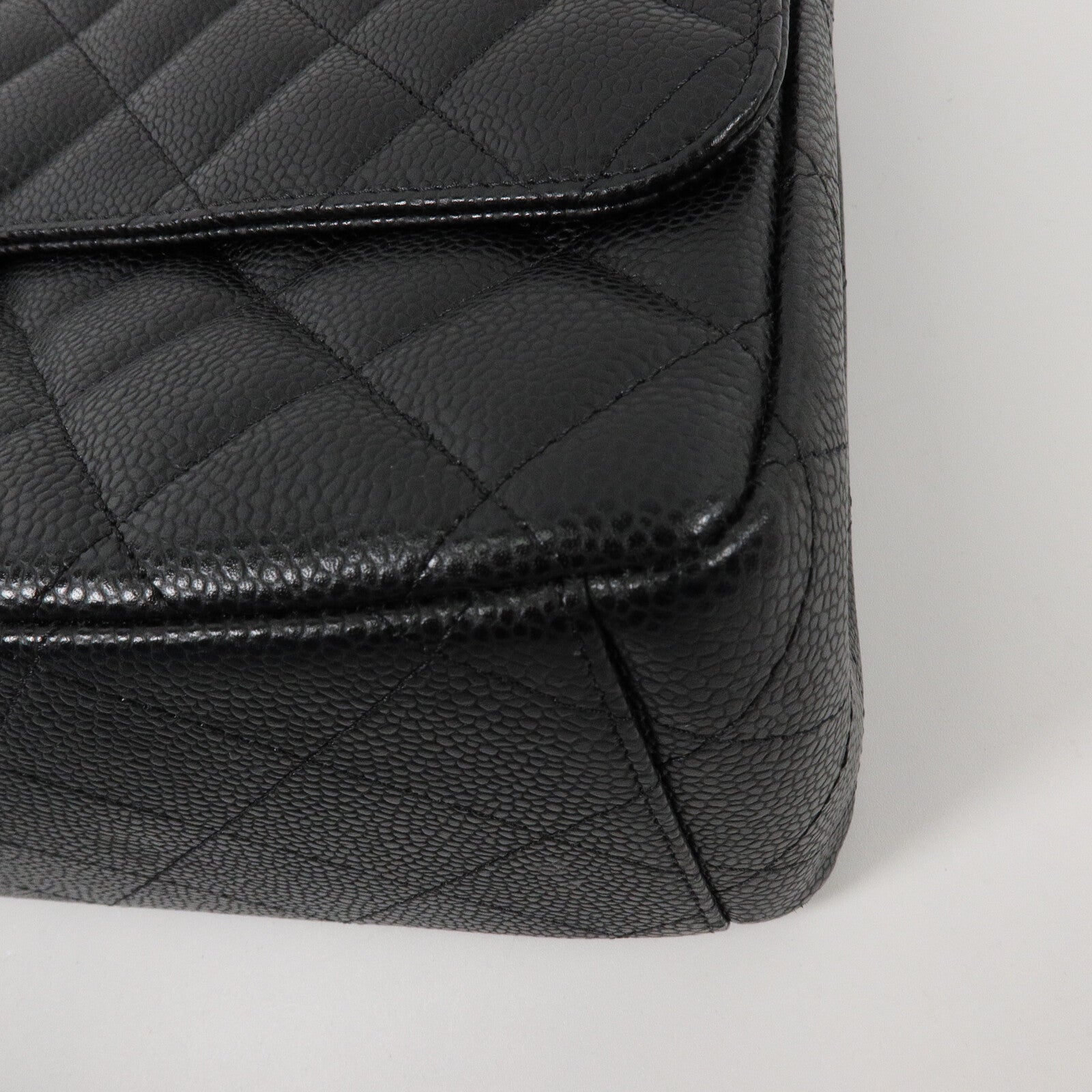CHANEL 牛皮皮革Maxi Classic鏈帶肩背袋