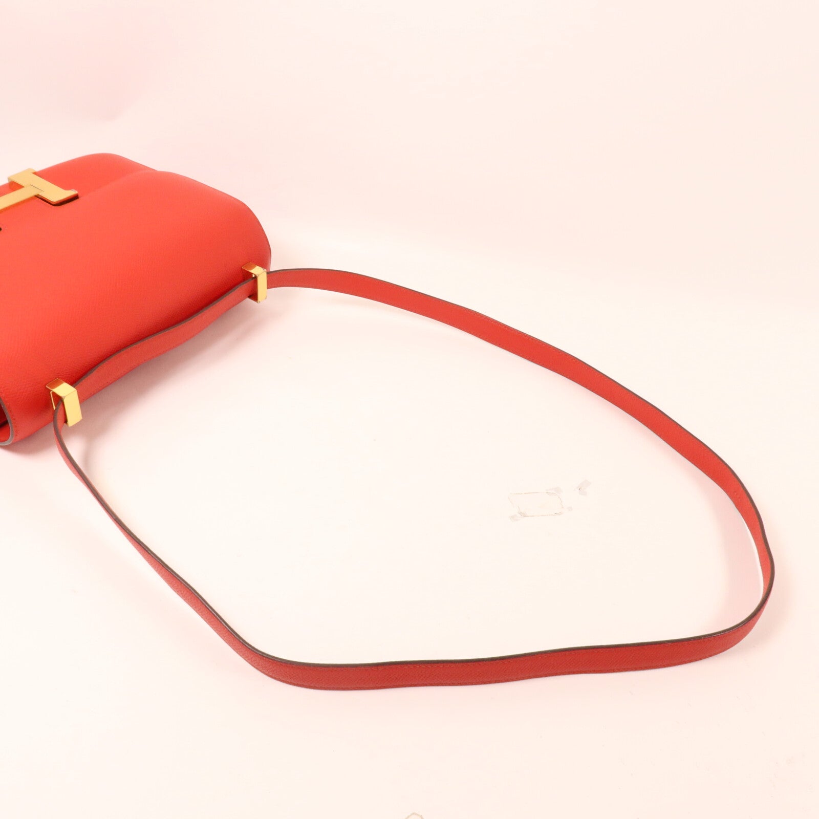 HERMES Epsom皮革Constance 24肩背袋Rouge de Coeur