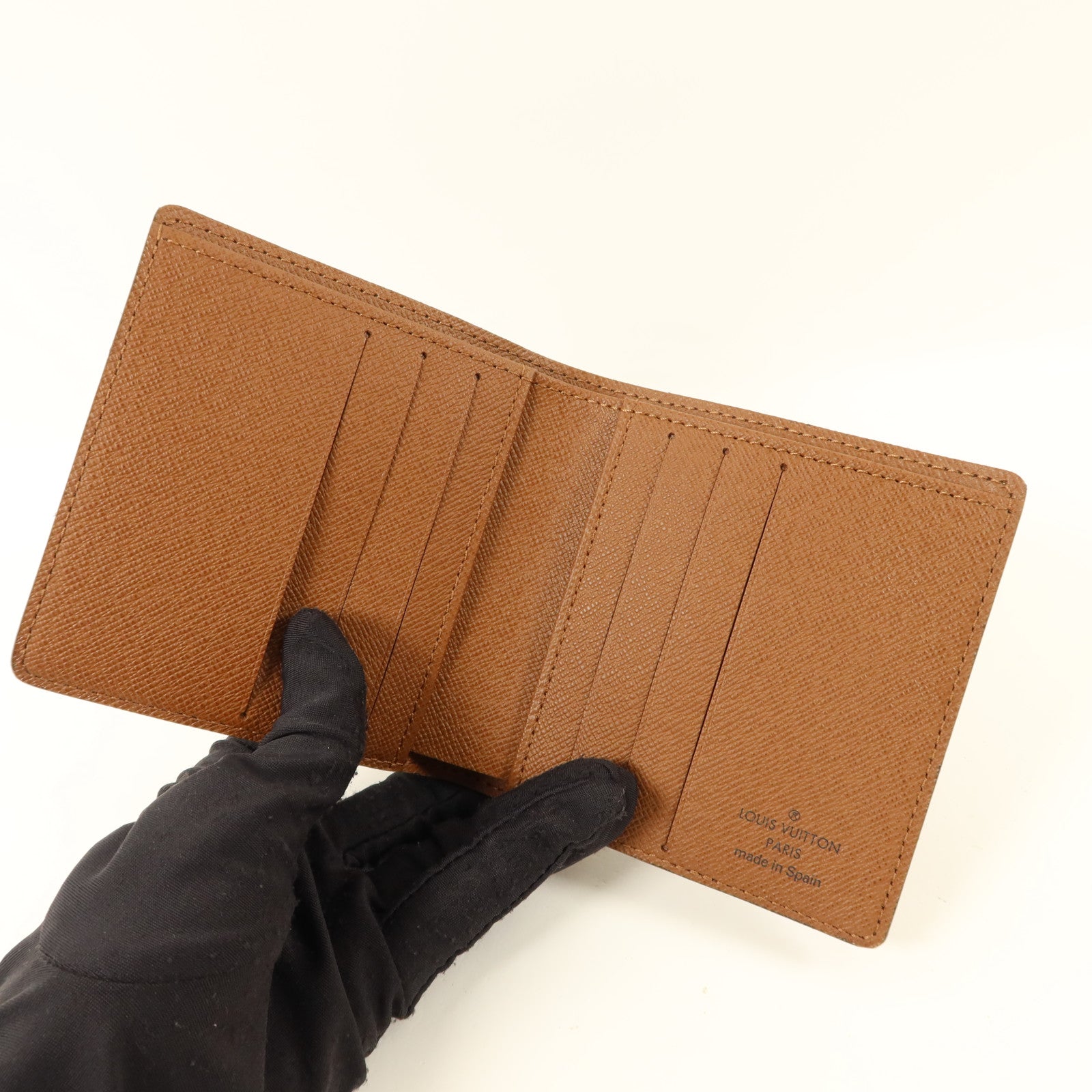 LOUIS VUITTON Monogram Bifold Wallet錢包
