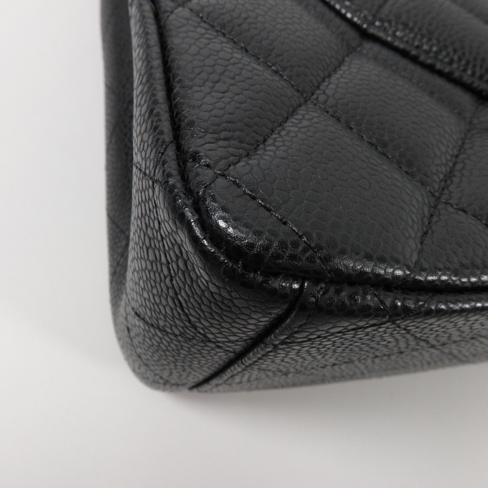 CHANEL 牛皮皮革Maxi Classic鏈帶肩背袋