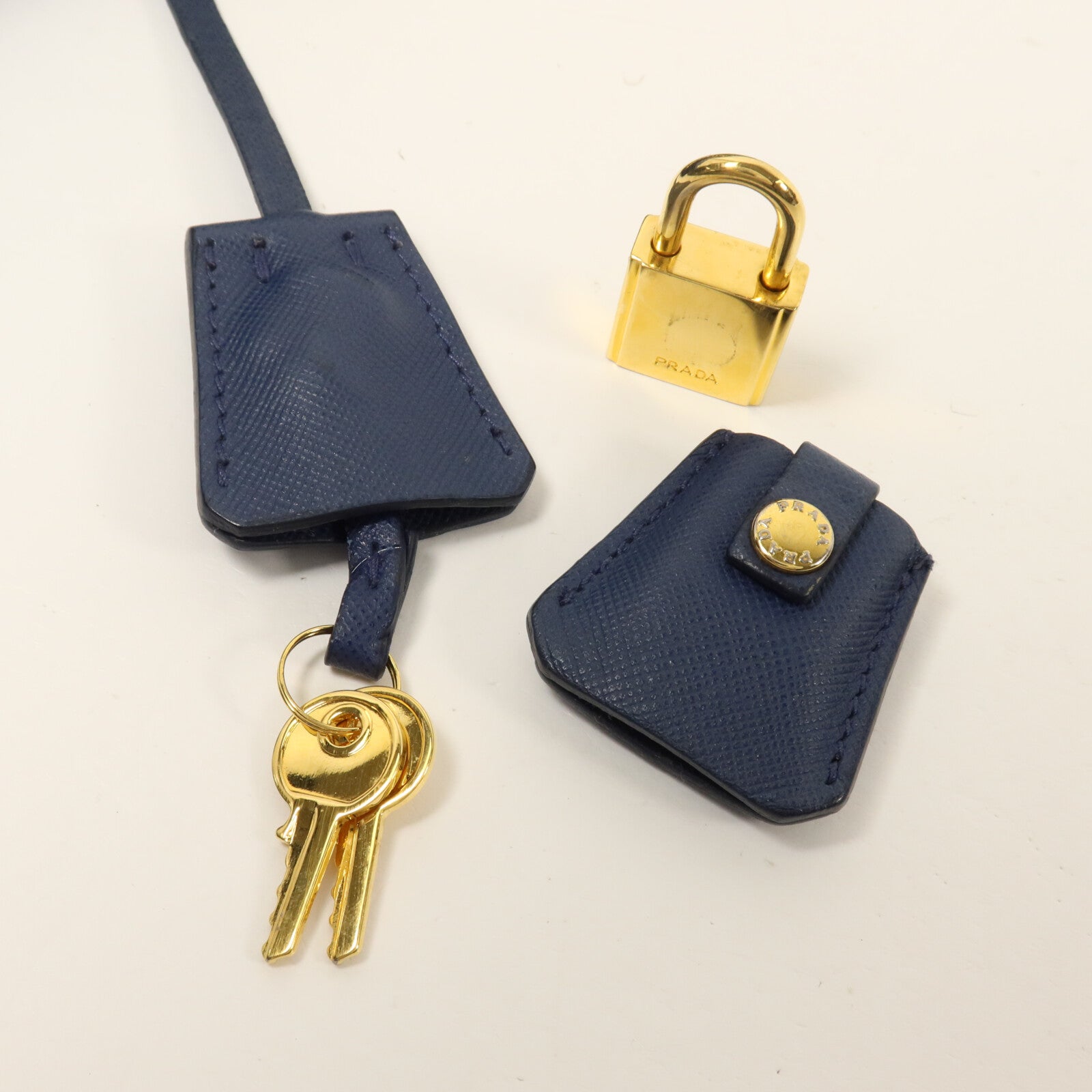 PRADA 尼龍Chain Shoulder鏈帶肩背袋