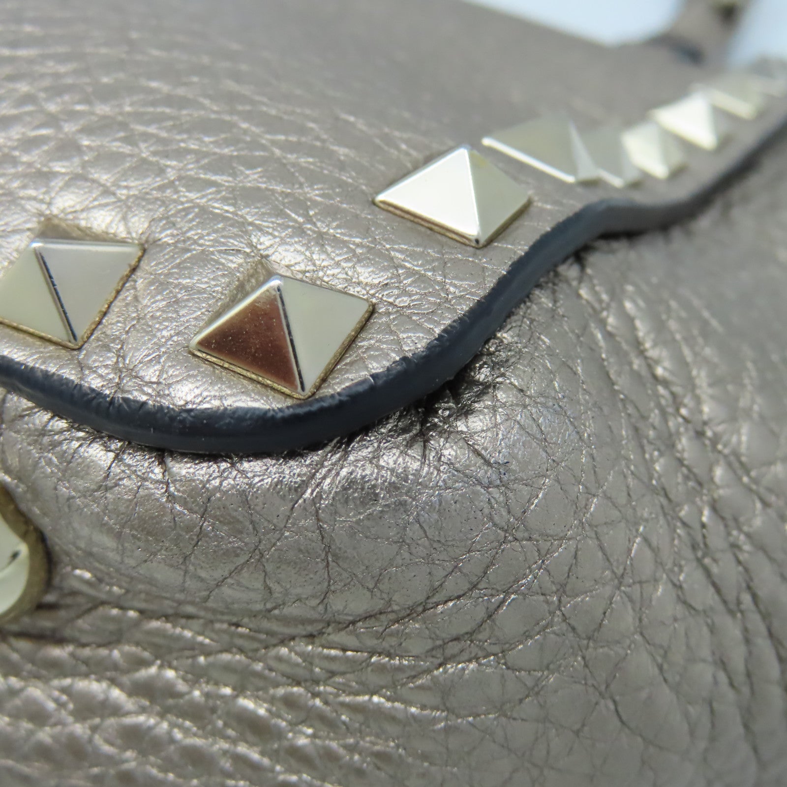 Valentino 【激減優惠】牛皮皮革Rockstud 2Way Shoulder Bag金扣手挽肩背兩用袋香檳金色