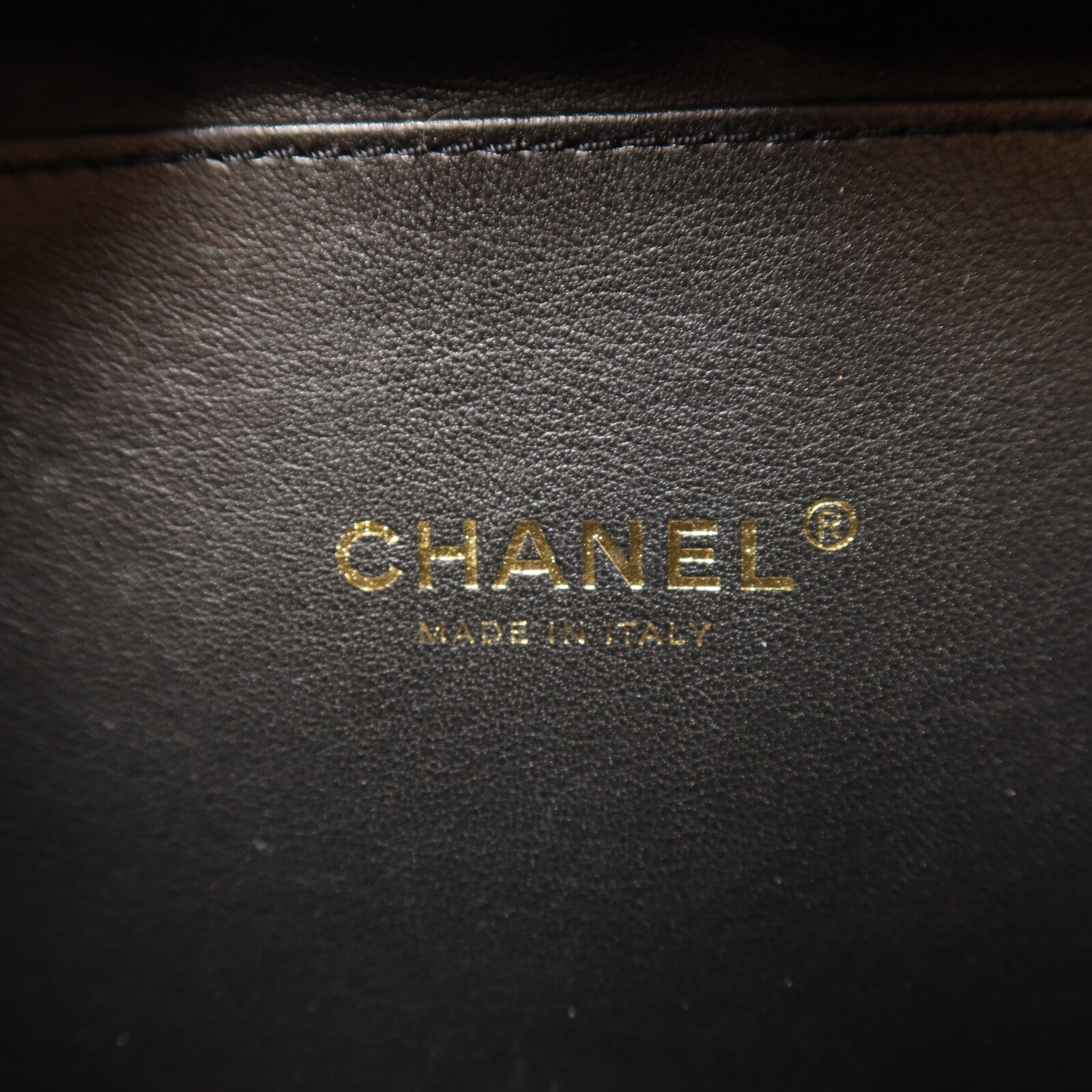 CHANEL 牛皮皮革Vanity Case Small金扣鏈帶手挽肩背兩用袋