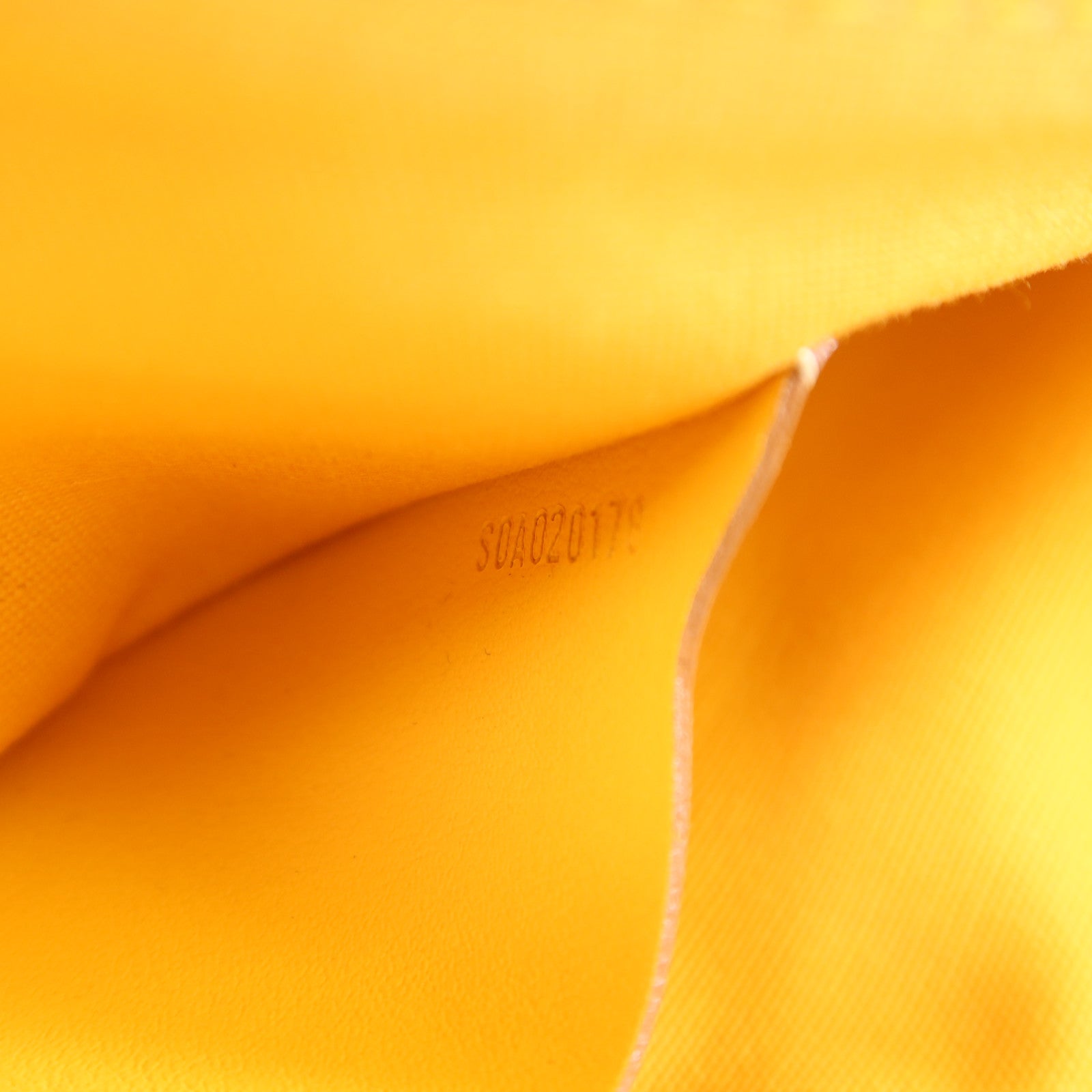 GOYARD 塗層帆布Pouch銀扣手拿包