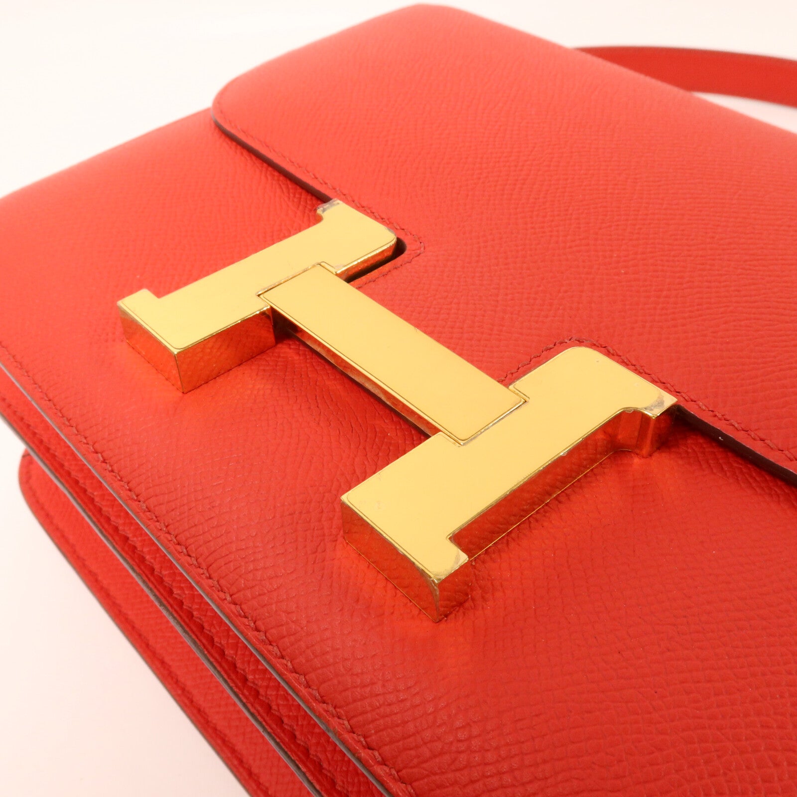 HERMES Epsom皮革Constance 24肩背袋Rouge de Coeur