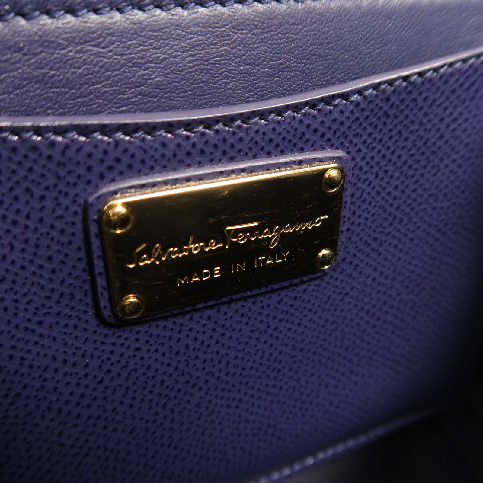 Salvatore Ferragamo 牛皮皮革2 Way Shoulder鏈帶手挽肩背兩用袋