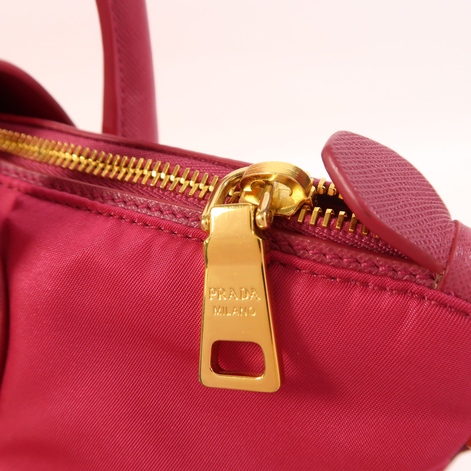 PRADA 尼龍2 Way Shoulder金扣手挽肩背兩用袋