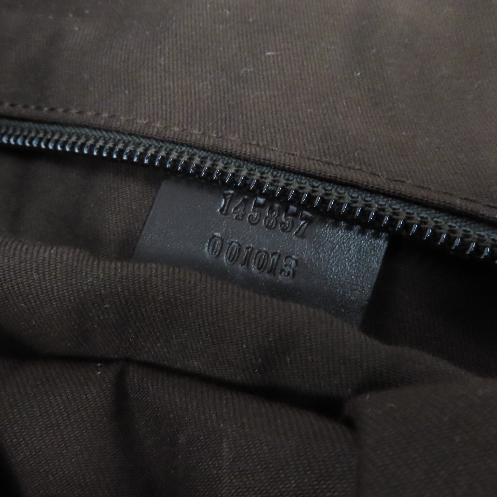 GUCCI 帆布Shoulder Bag銀扣肩背袋啡色