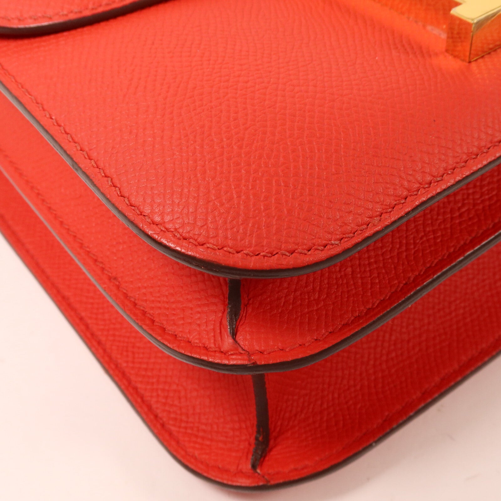 HERMES Epsom皮革Constance 24肩背袋Rouge de Coeur