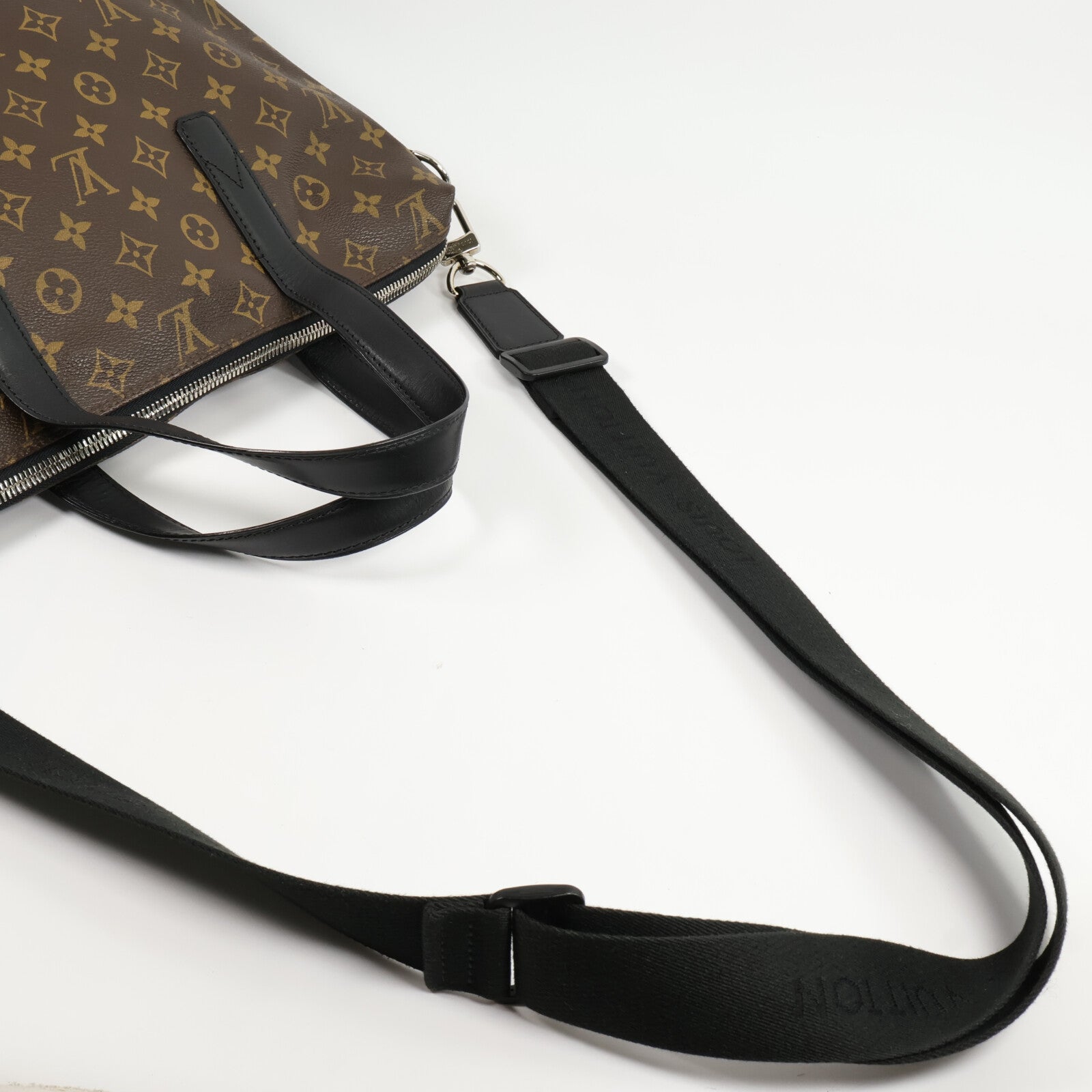 LOUIS VUITTON Monogram Macassar Kitan手挽肩背兩用袋