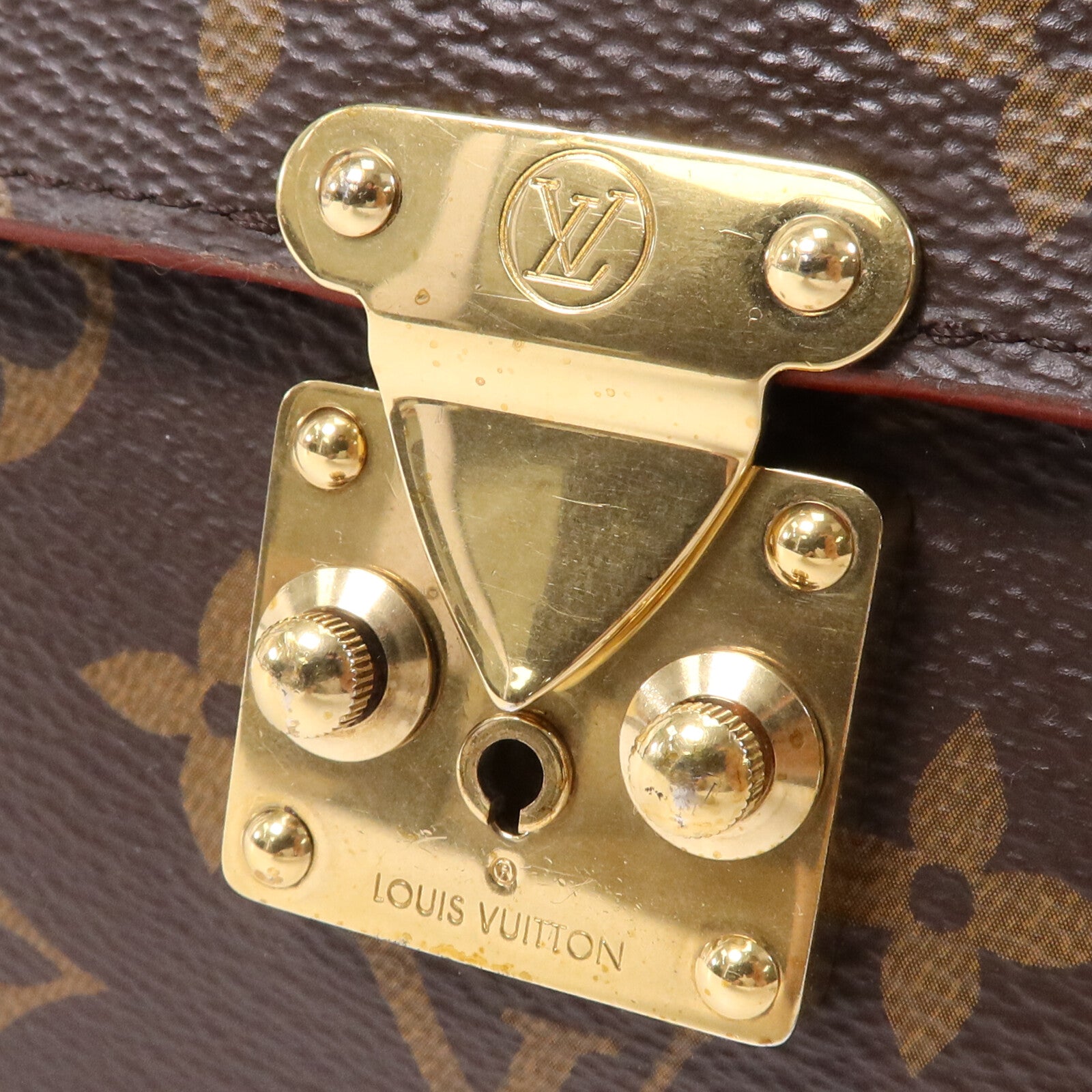 LOUIS VUITTON MonogramS Lock Belt Pouch PM金扣腰包