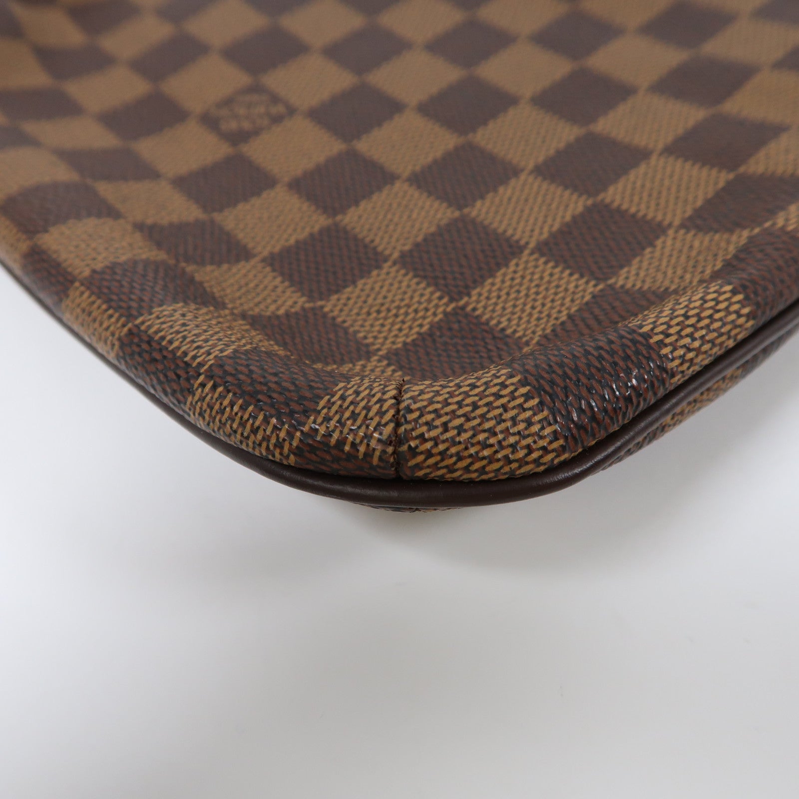 LOUIS VUITTON Damier Musette Salsa金扣肩背袋啡色