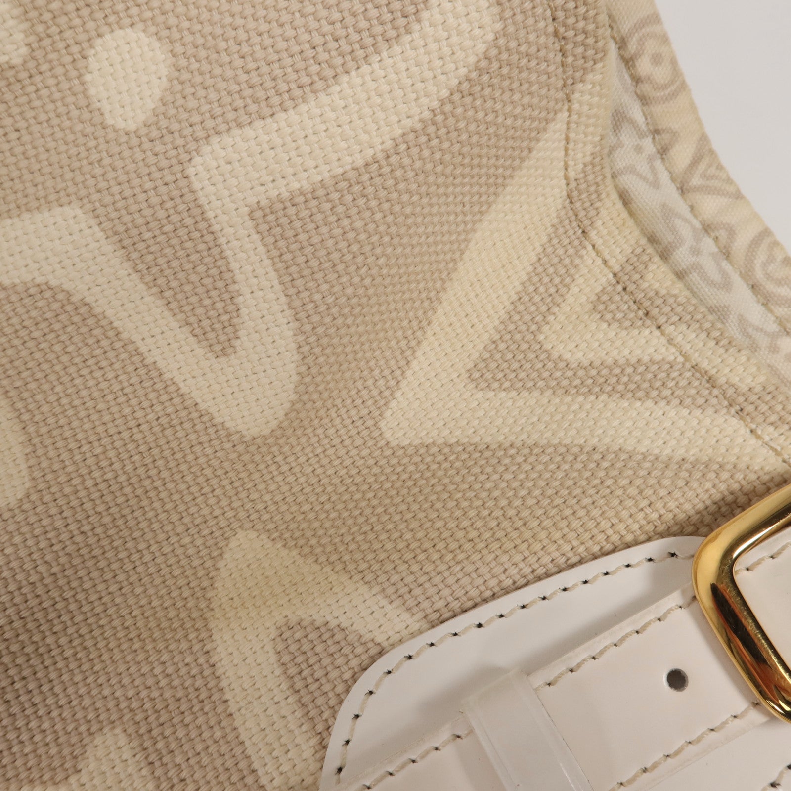 LOUIS VUITTON 帆布Tahitienne GM金扣肩背袋