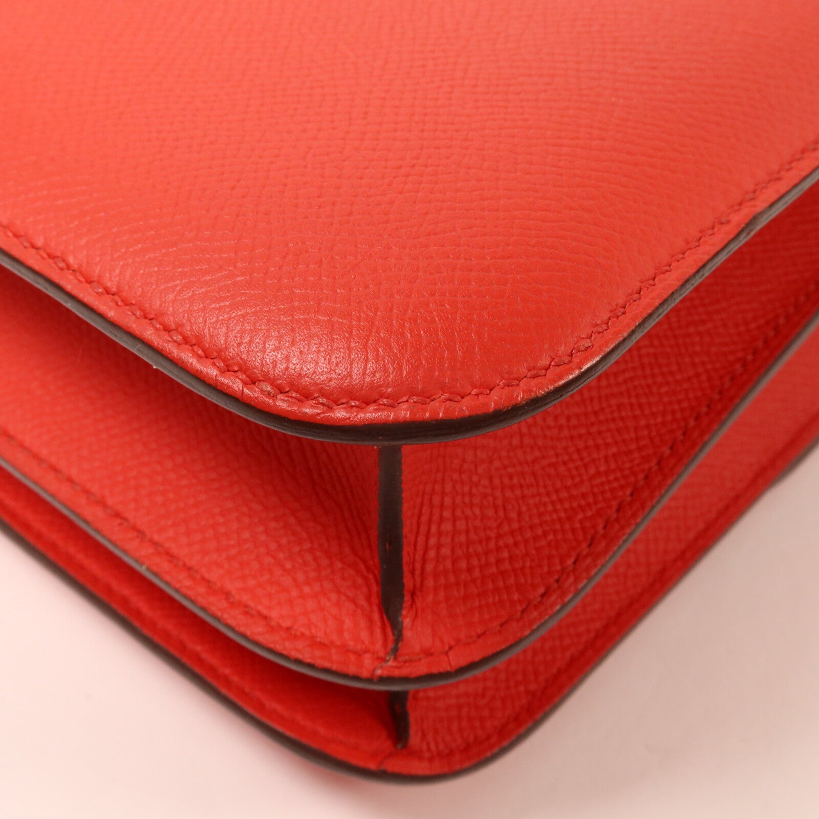 HERMES Epsom皮革Constance 24肩背袋Rouge de Coeur