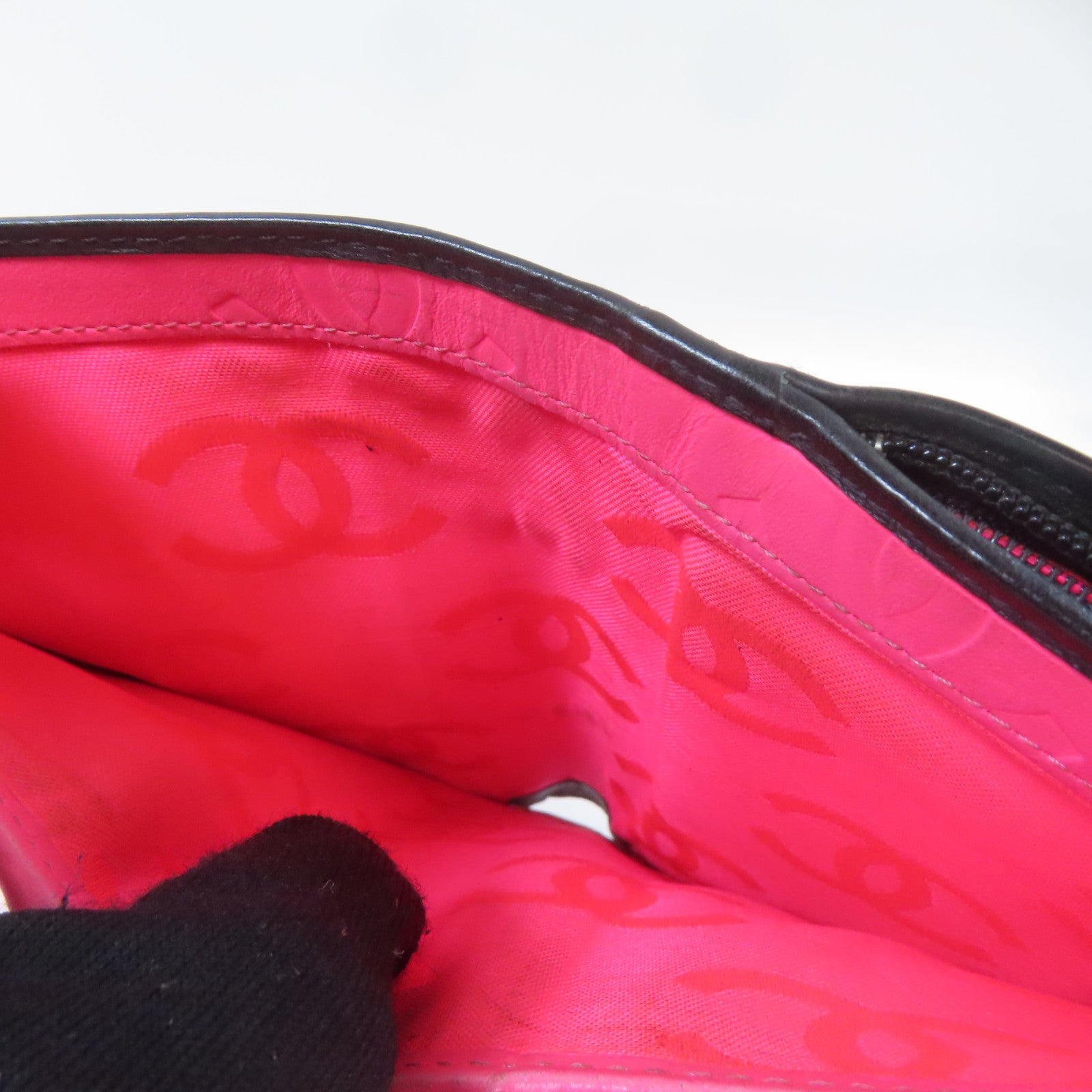 CHANEL 菱格牛皮皮革Cambon Bifold Wallet銀扣錢包黑色
